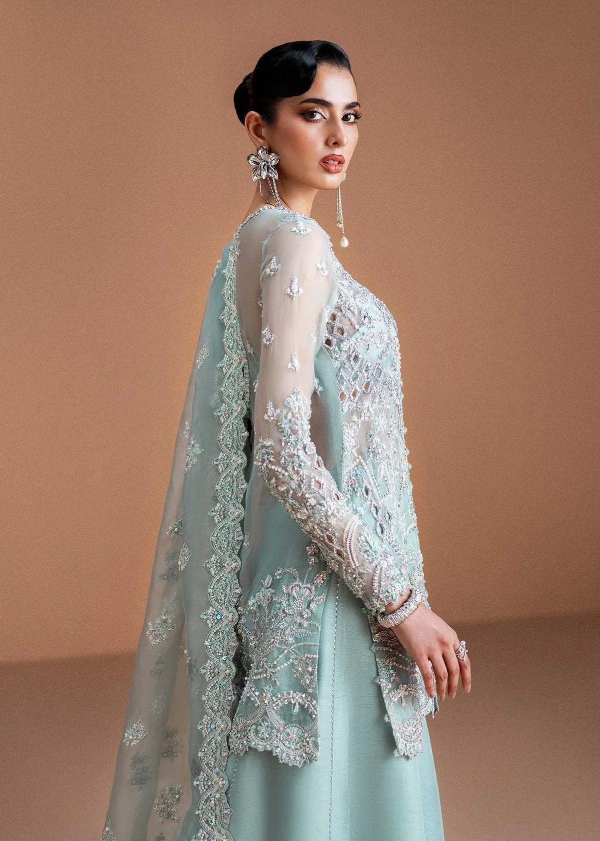 Kanwal Malik Nysa Luxury Pret 25 Blue – view 4 – Poshaq