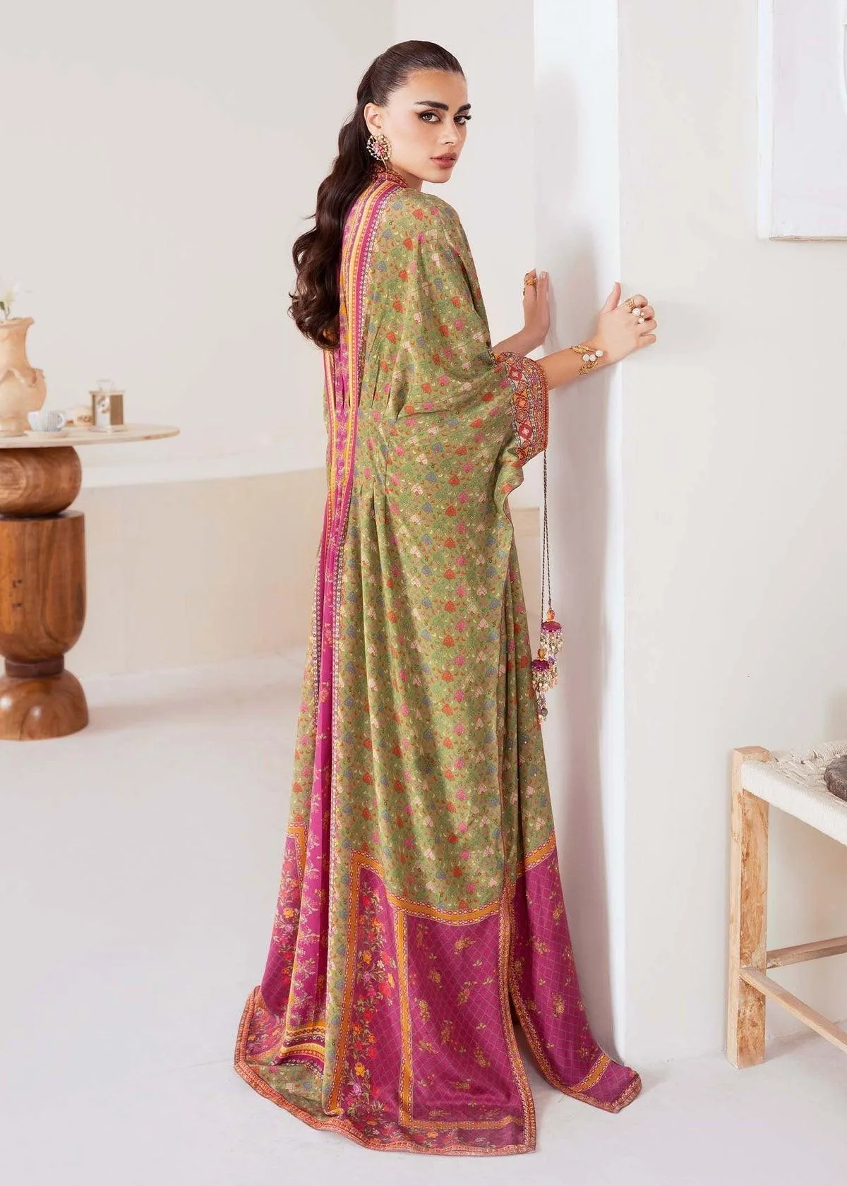 Kanwal Malik Rosalia Silk Eid 25 Magenta Crepe – view 2 – Poshaq