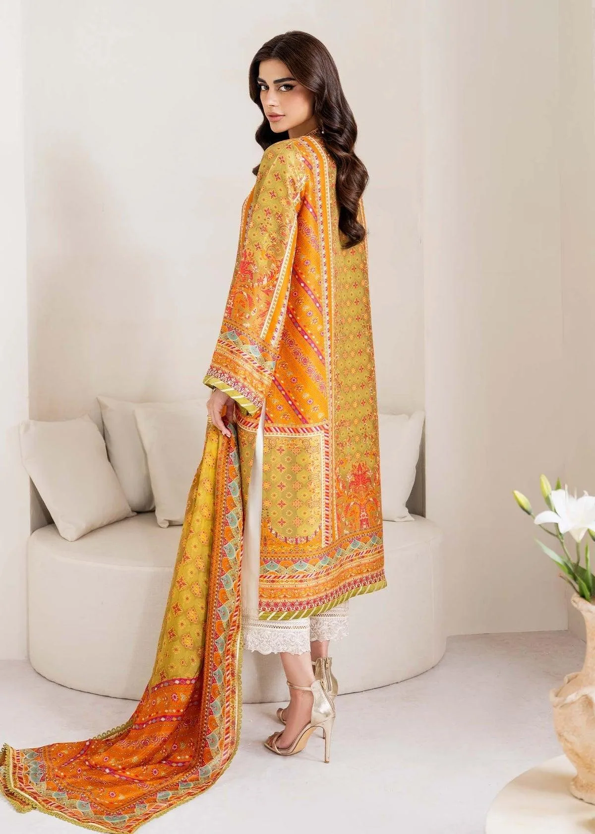 Kanwal Malik Rosalia Silk Eid 25 Orange Silk – view 2 – Poshaq