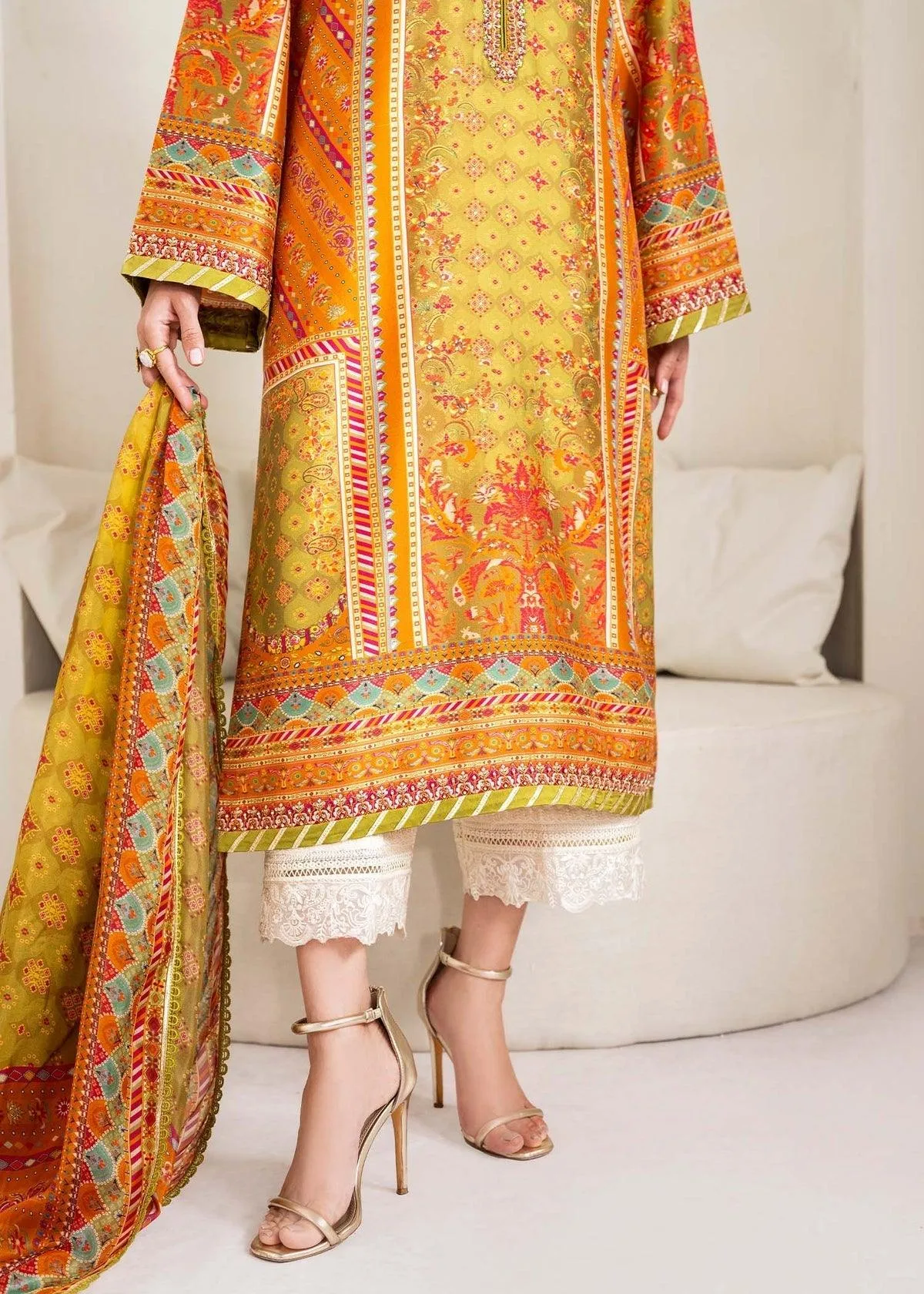 Kanwal Malik Rosalia Silk Eid 25 Orange Silk – view 3 – Poshaq