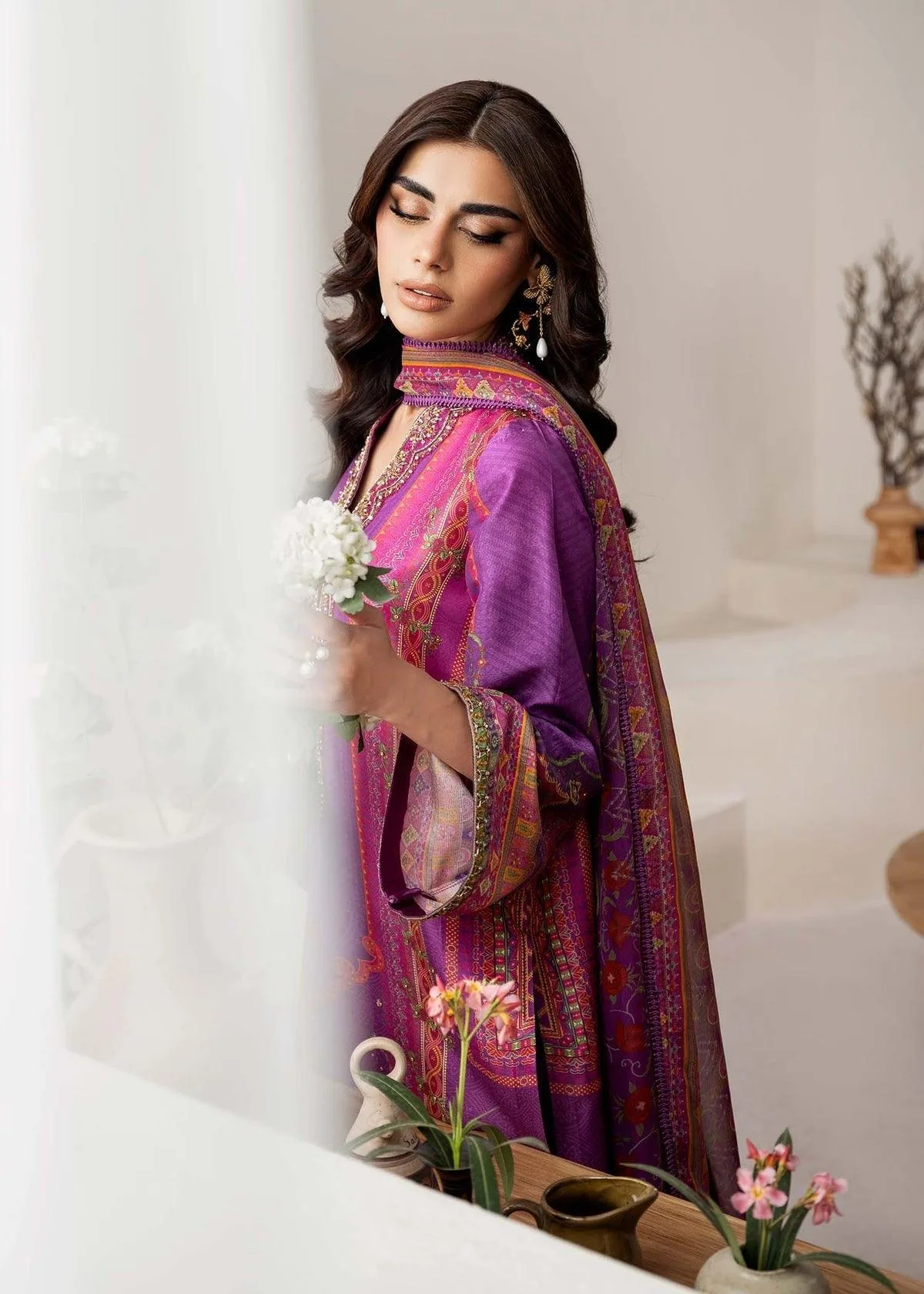 Kanwal Malik Rosalia Silk Eid 25 Raw Silk – view 4 – Poshaq