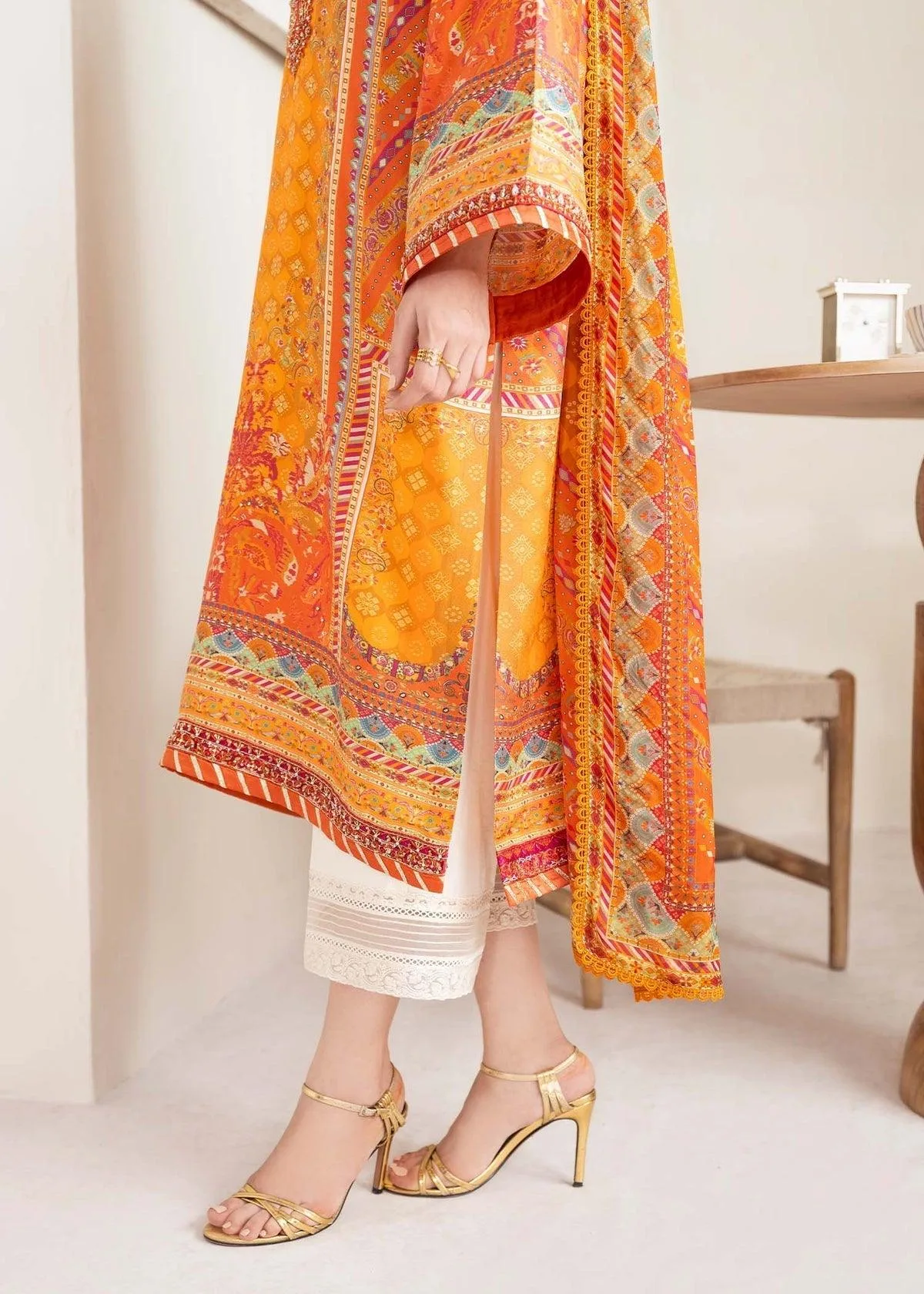Kanwal Malik Rosalia Silk Eid 25 Orange Raw Silk – view 4 – Poshaq