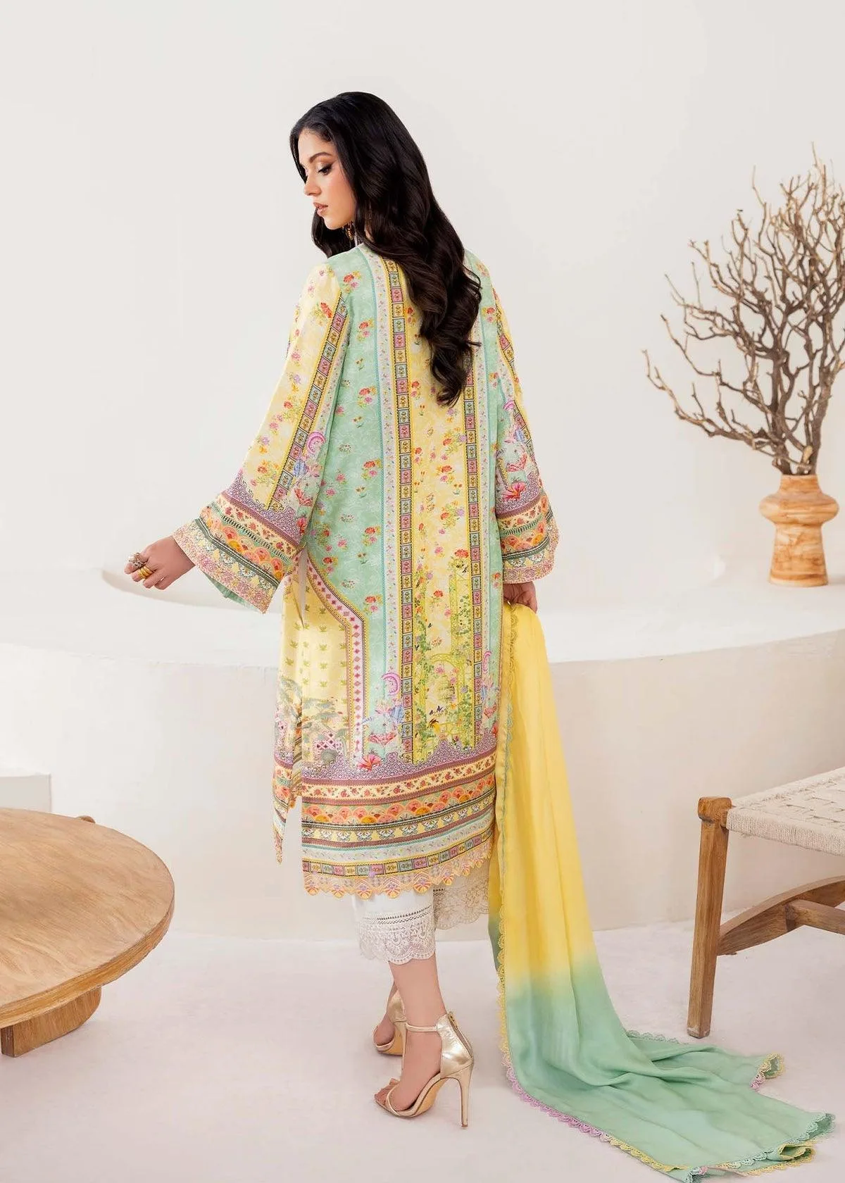 Kanwal Malik Rosalia Silk Eid 25 Silk – view 2 – Poshaq