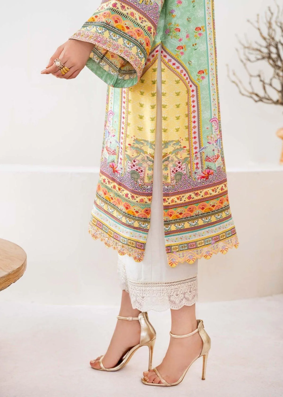 Kanwal Malik Rosalia Silk Eid 25 Silk – view 4 – Poshaq