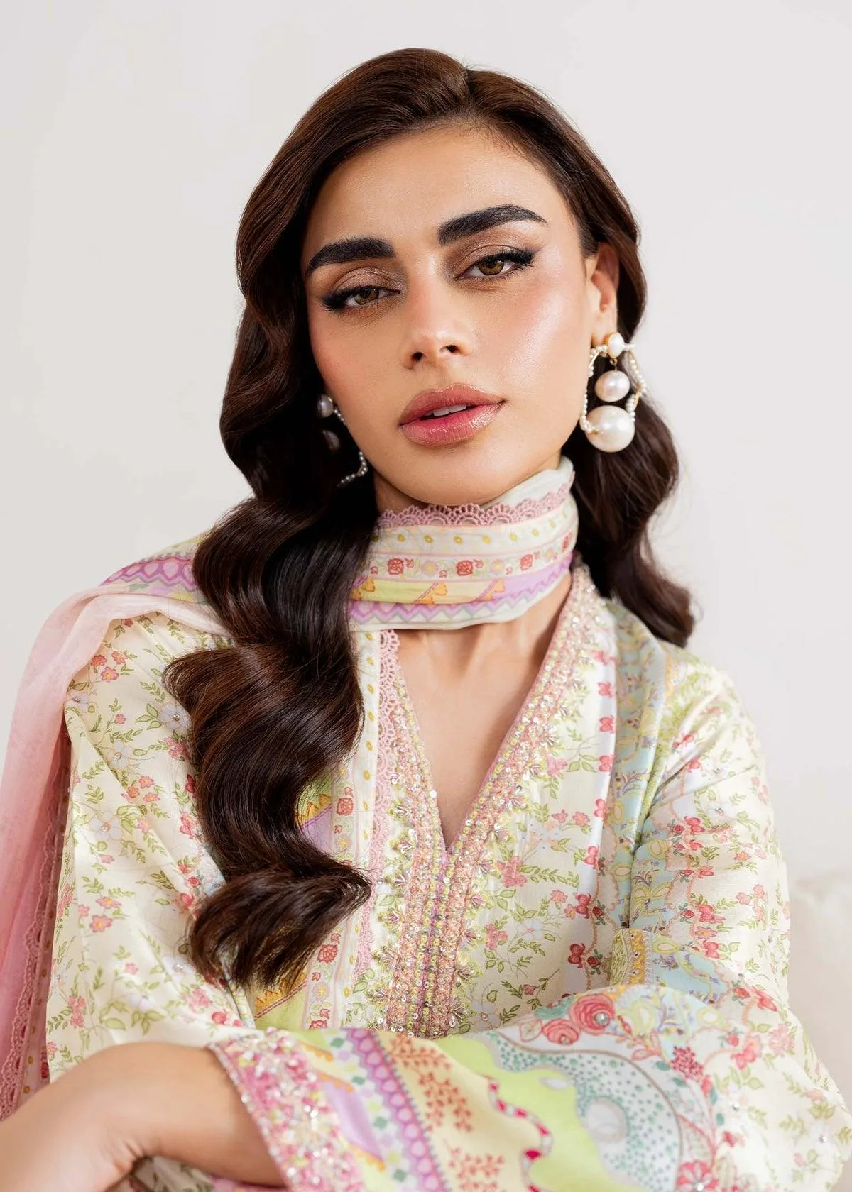 Kanwal Malik Rosalia Silk Eid 25 Green Raw Silk – view 4 – Poshaq