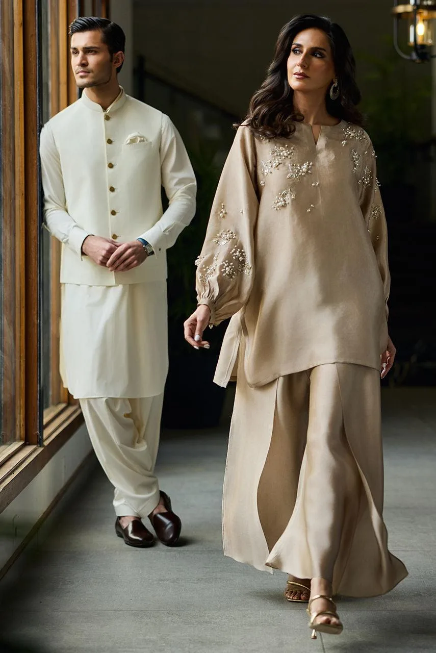 Deepak Perwani Eid Edit Silk – view 4 – Poshaq