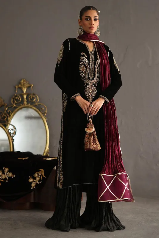 Deepak Perwani Diya Wedding Edit Magenta Velvet – view 1 – Poshaq