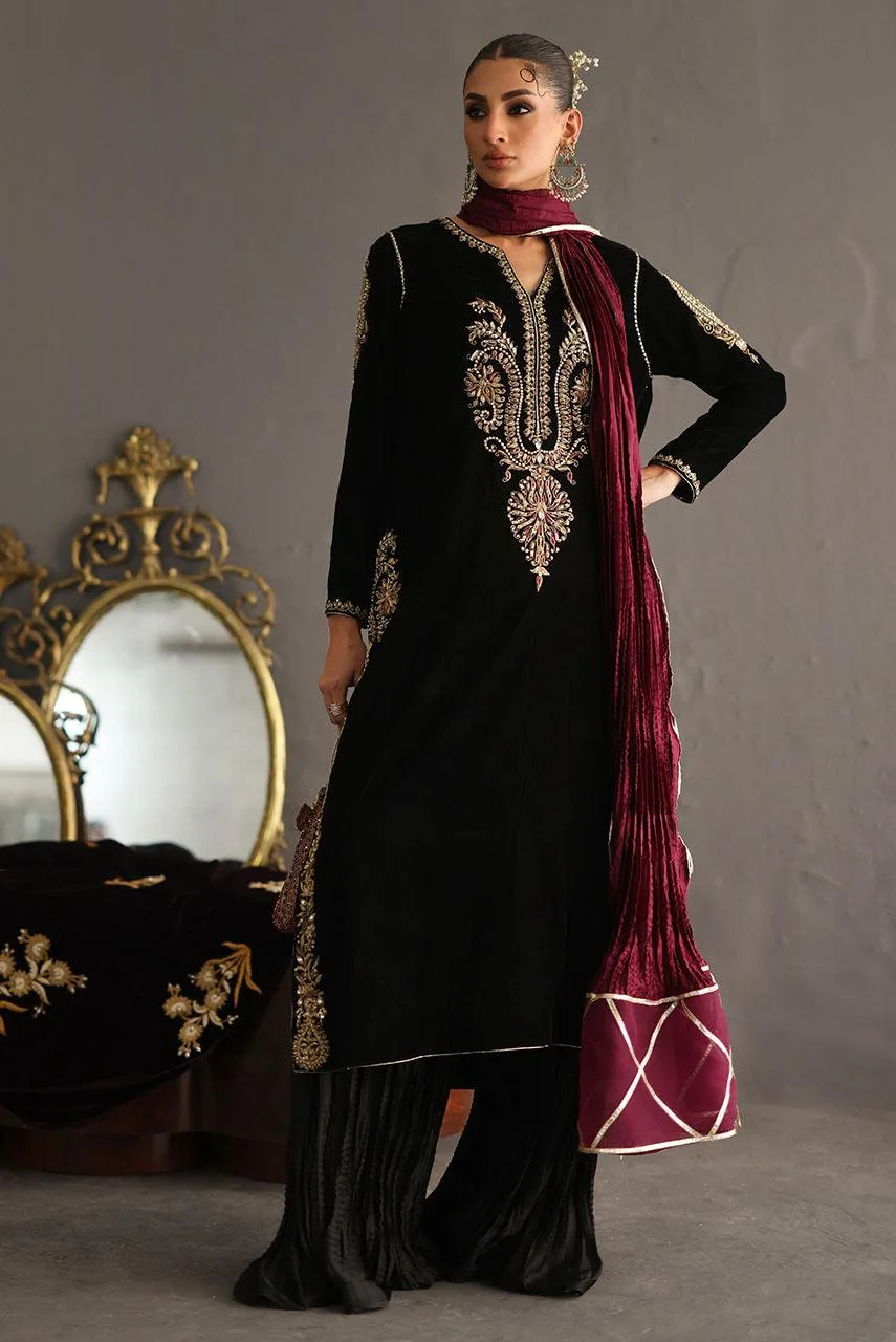 Deepak Perwani Diya Wedding Edit Magenta Velvet – view 6 – Poshaq