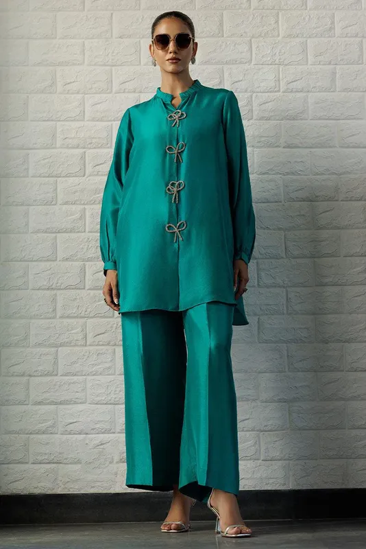 Deepak Perwani Summer Festive 25 Silver Raw Silk – view 1 – Poshaq