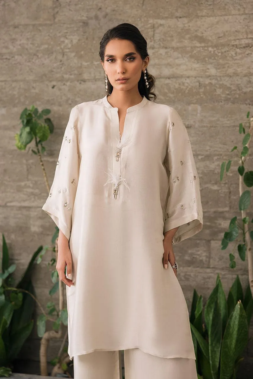 Deepak Perwani Eid Edit 25 – view 3 – Poshaq