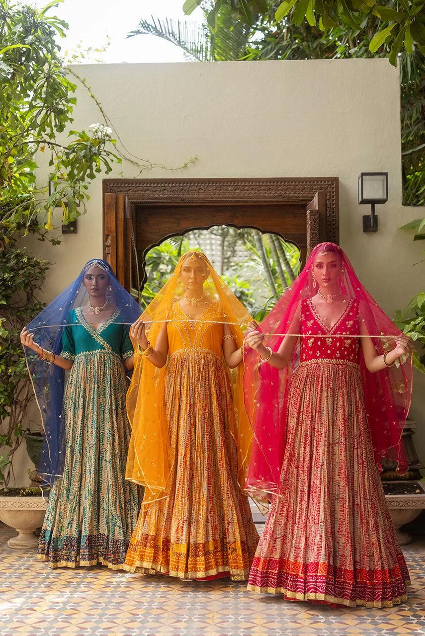 Deepak Perwani Jaipur Heritage Wedding Wear Net – view 3 – Poshaq