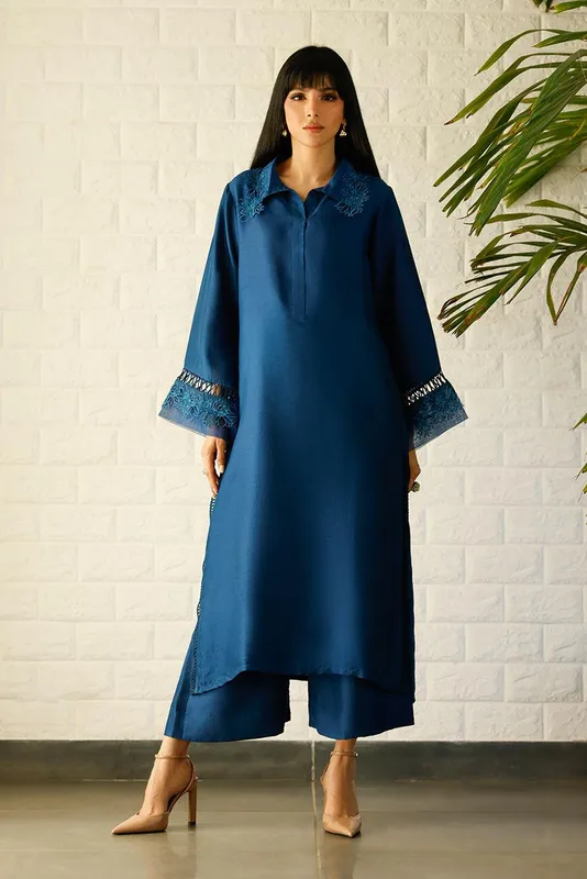 Deepak Perwani Lilah Silk Edit 24 Blue Raw Silk – view 1 – Poshaq