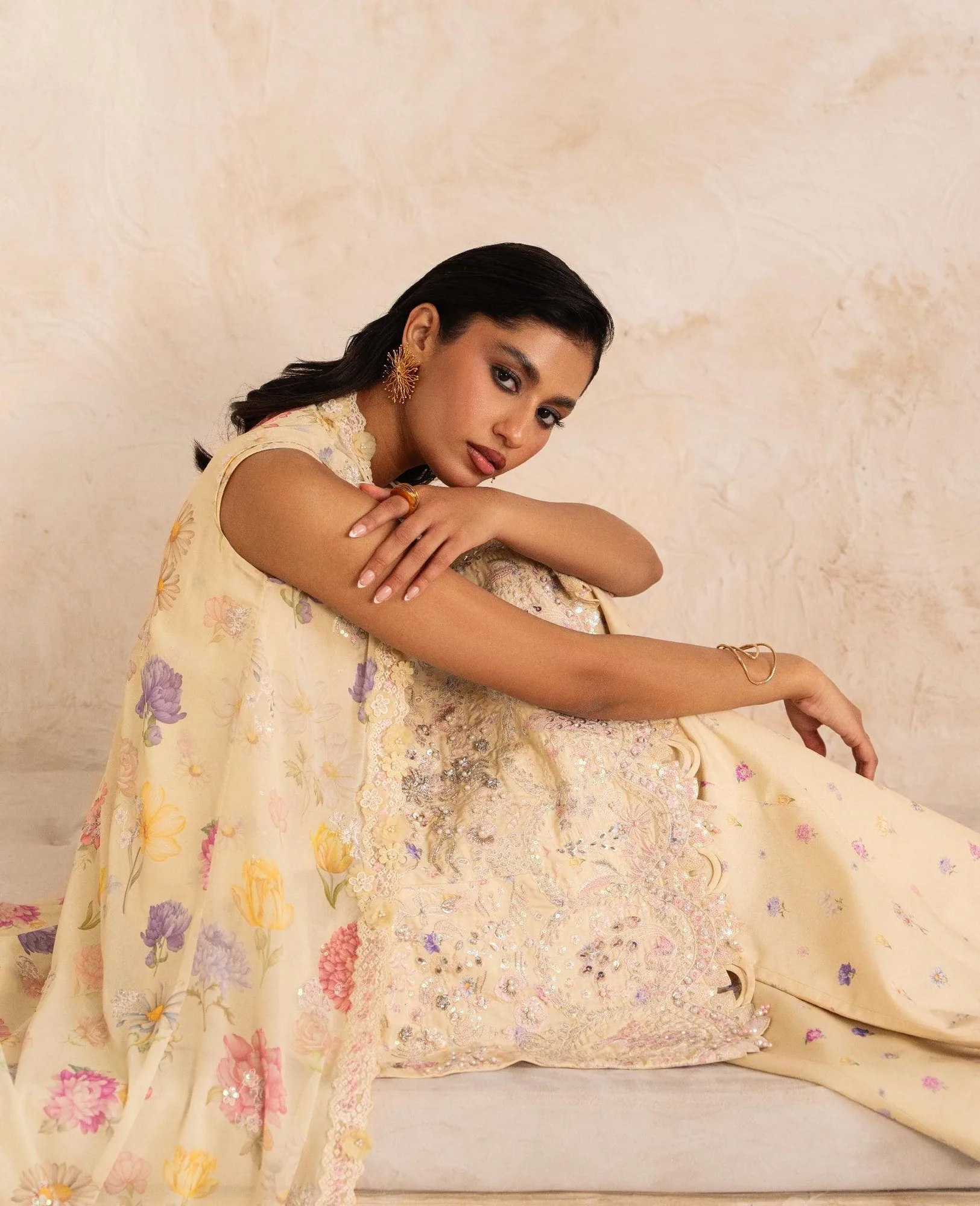 Republic Womenswear Luxury Formal 26 Yellow Chiffon – view 5 – Poshaq
