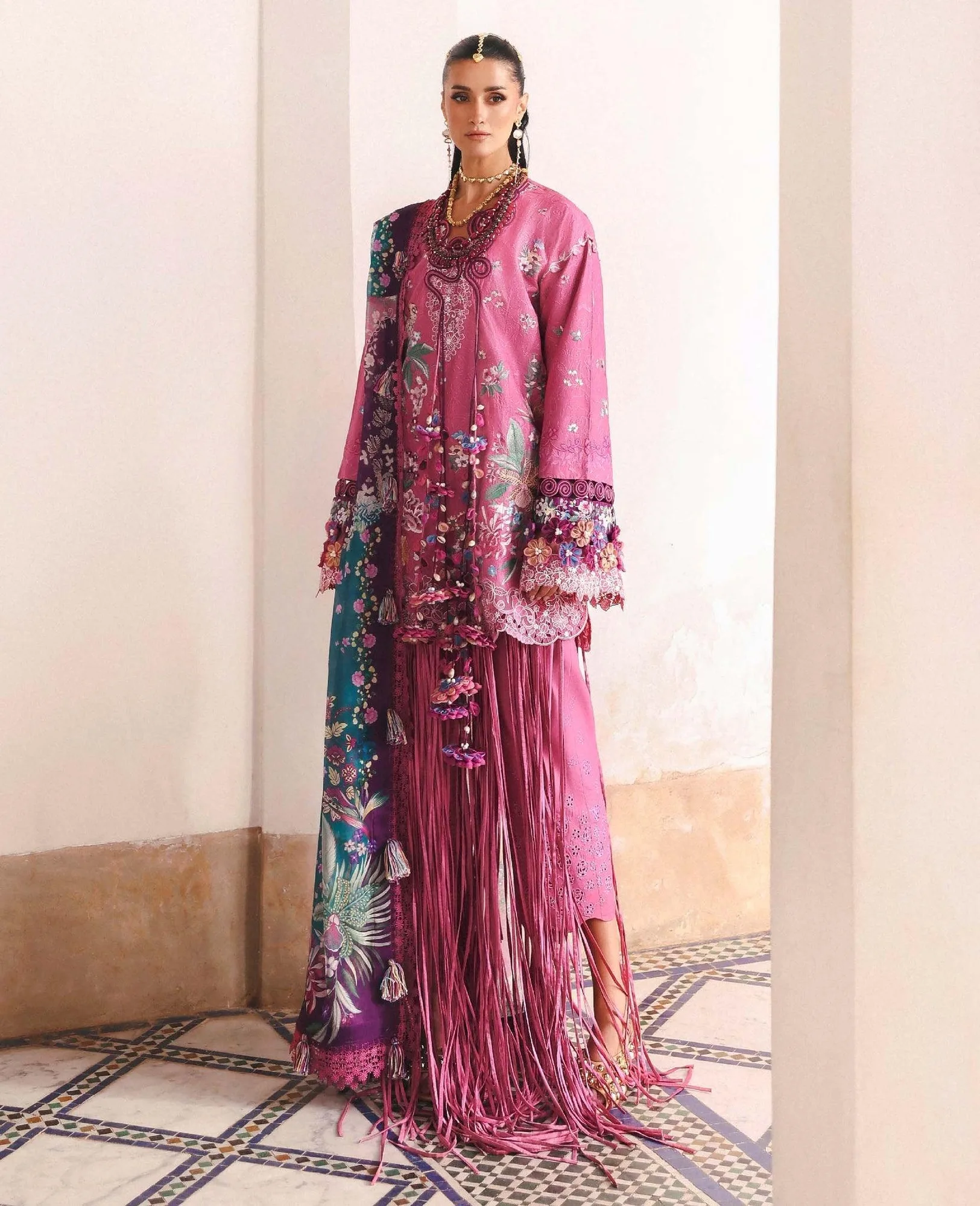 Republic Womenswear Reine Luxury Lawn 26 Yellow Organza – view 2 – Poshaq