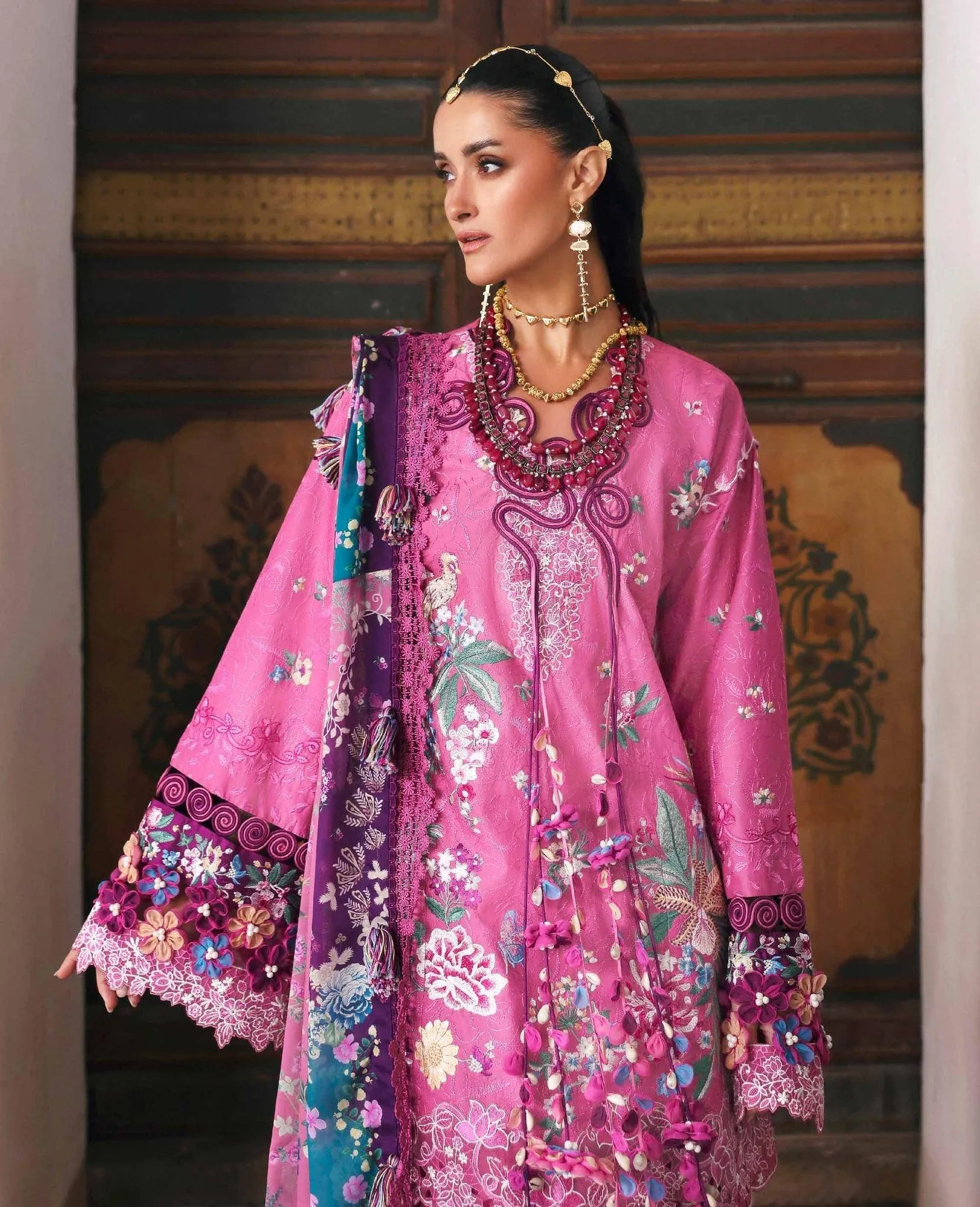 Republic Womenswear Reine Luxury Lawn 26 Yellow Organza – view 3 – Poshaq