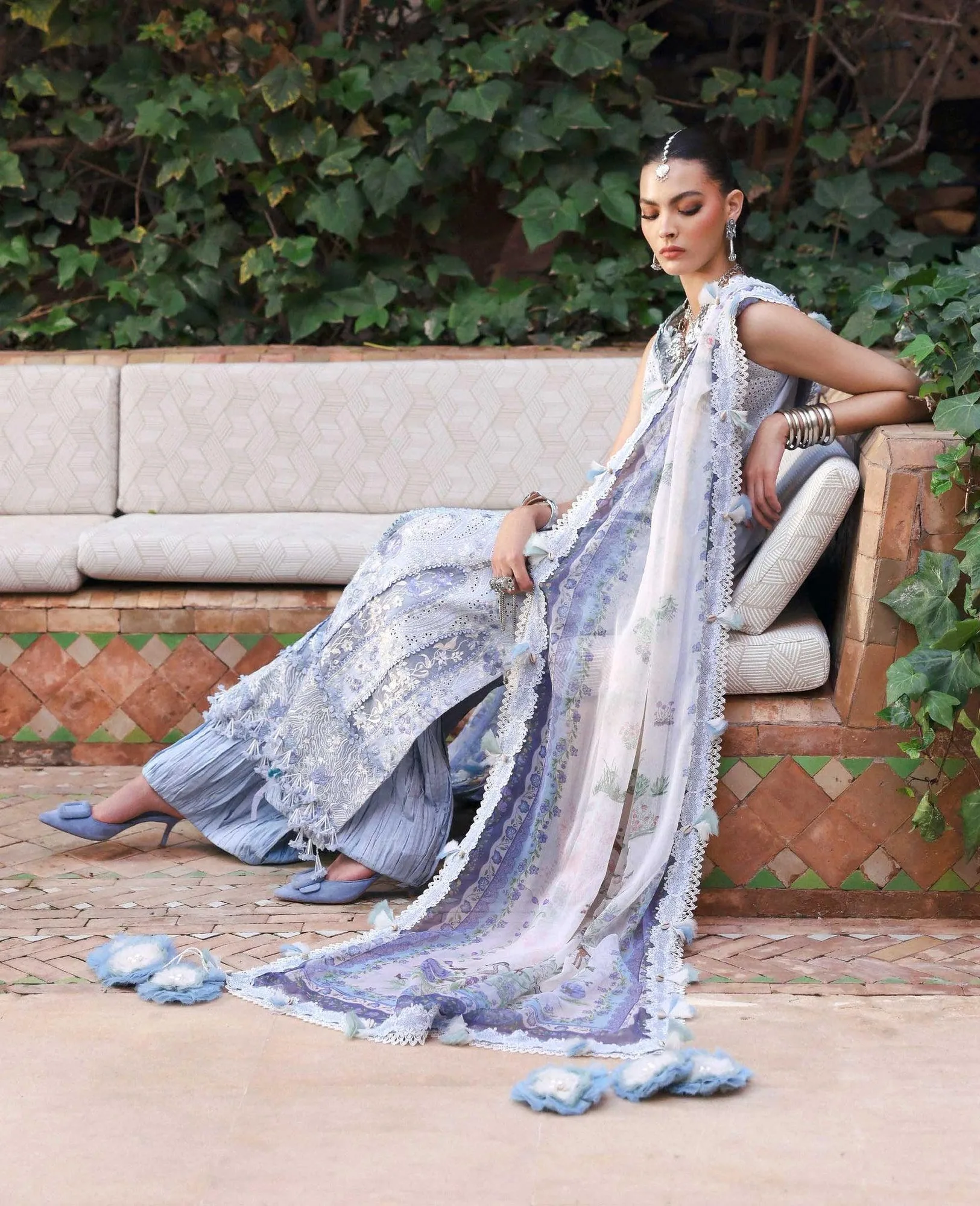 Republic Womenswear Reine Luxury Lawn 26 Organza – view 5 – Poshaq