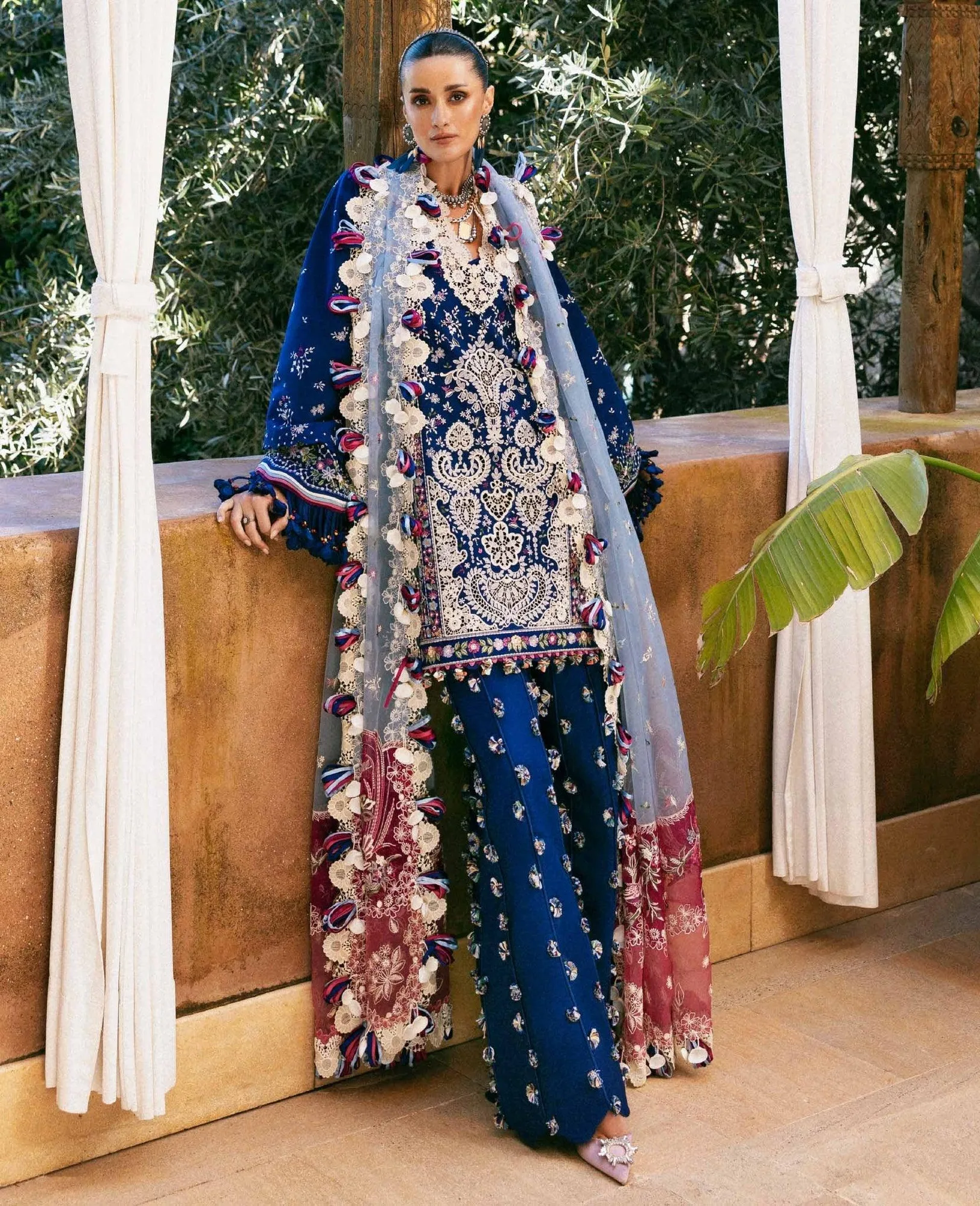 Republic Womenswear Reine Luxury Lawn 26 White Organza – view 2 – Poshaq