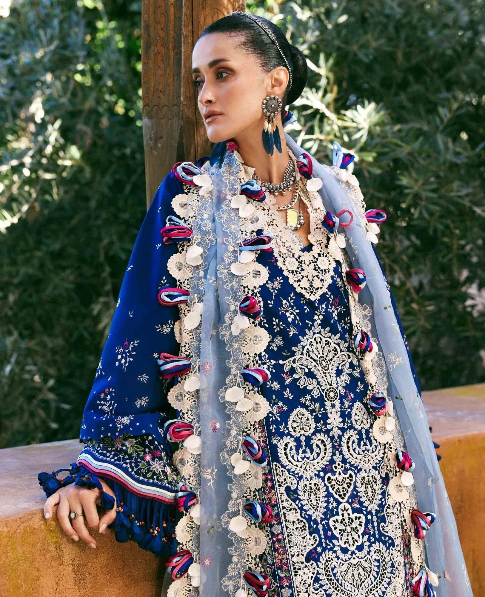 Republic Womenswear Reine Luxury Lawn 26 White Organza – view 3 – Poshaq