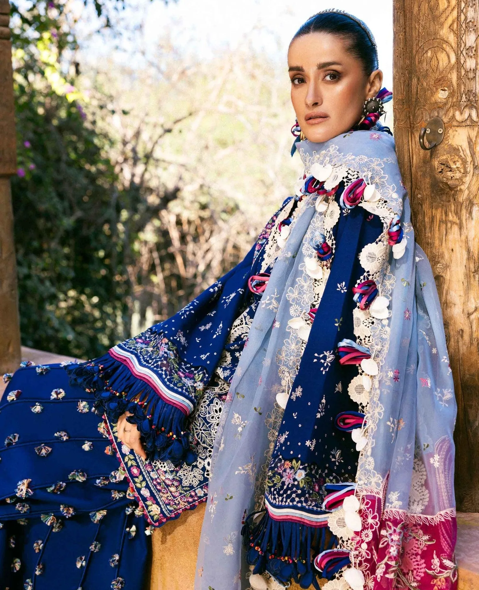 Republic Womenswear Reine Luxury Lawn 26 White Organza – view 5 – Poshaq