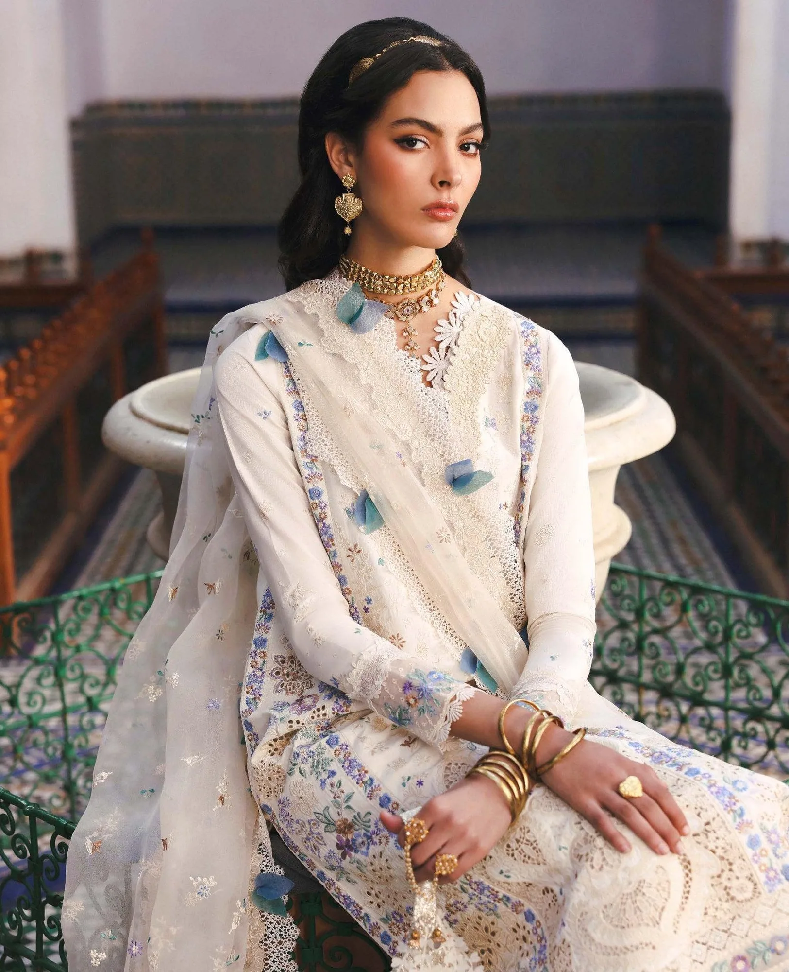 Republic Womenswear Reine Luxury Lawn 26 White Organza – view 6 – Poshaq