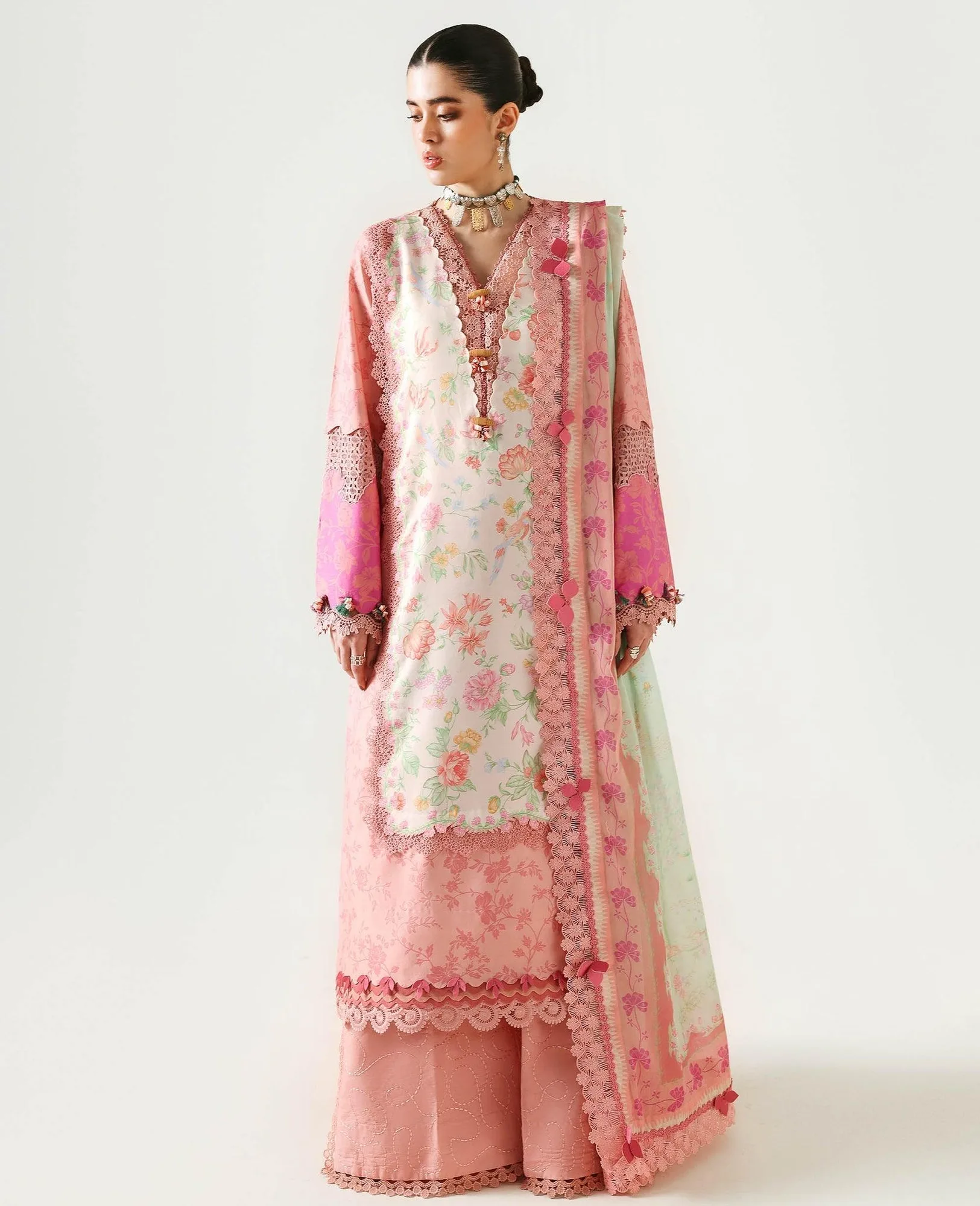 Republic Womenswear Neoma Summer Prints 26 White Cambric – view 1 – Poshaq