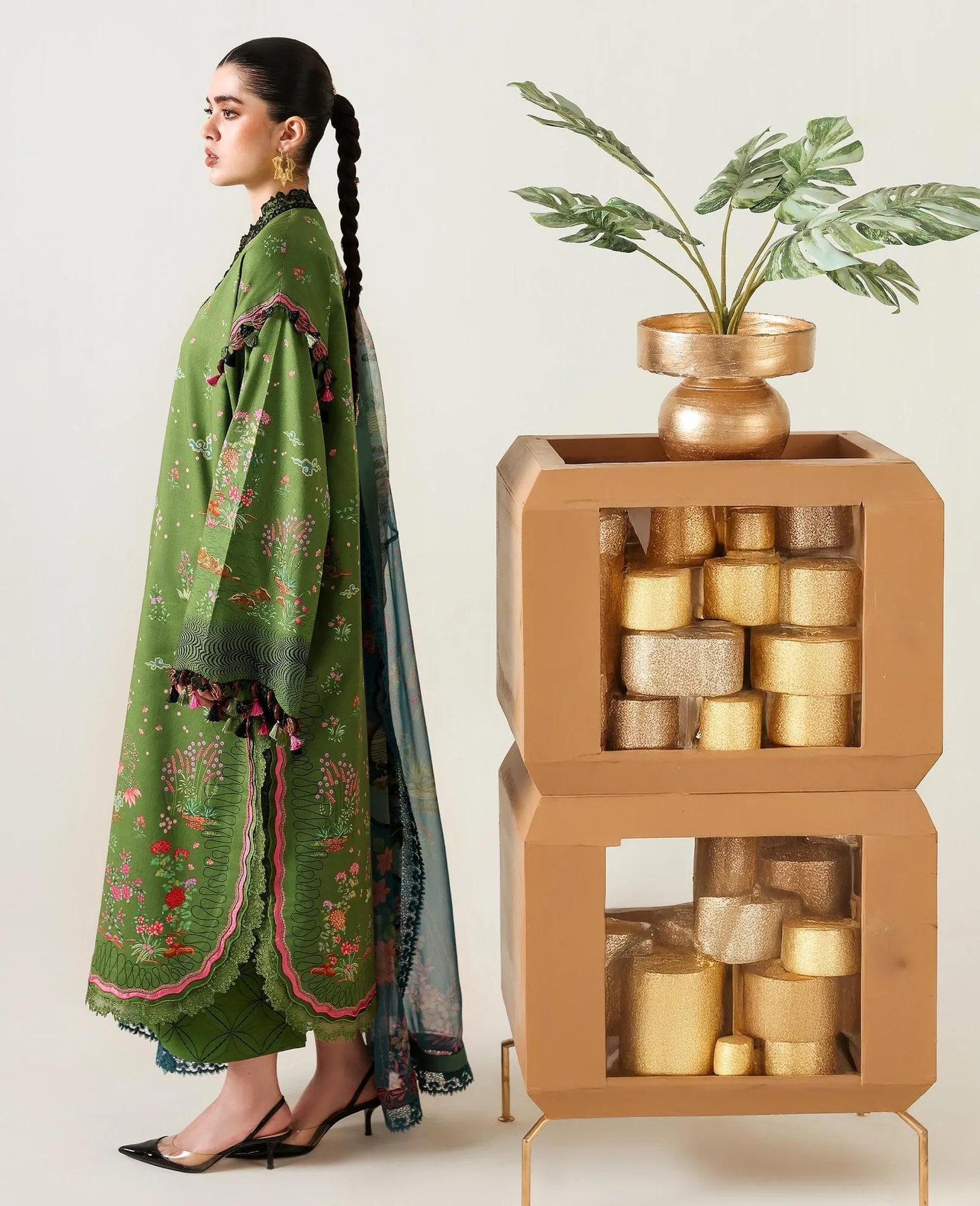 Republic Womenswear Neoma Summer Prints 26 Green Organza – view 2 – Poshaq