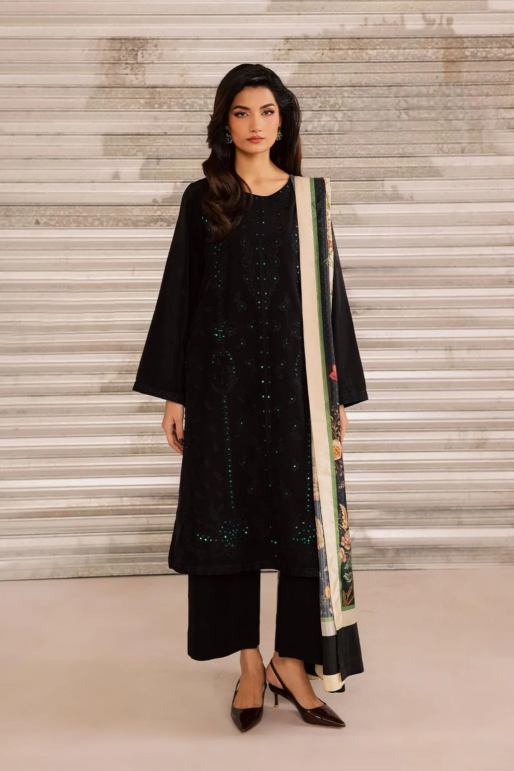 Vanya Silk Edit Black Silk – view 1 – Poshaq