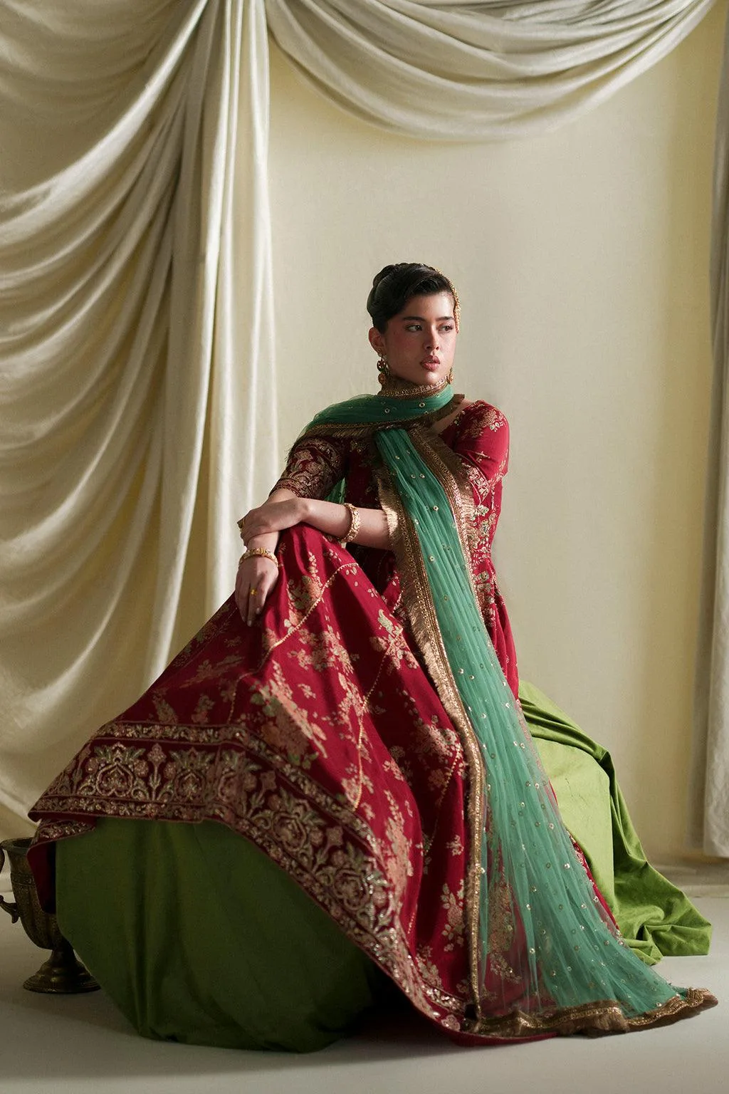 Vanya The Regal Edit Red Silk – view 6 – Poshaq