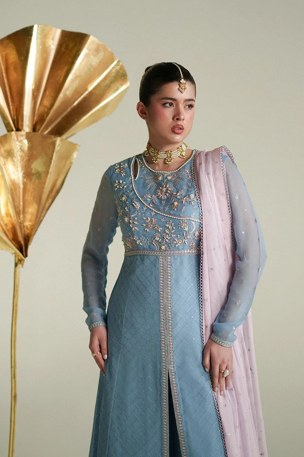 Vanya The Regal Edit – view 4 – Poshaq
