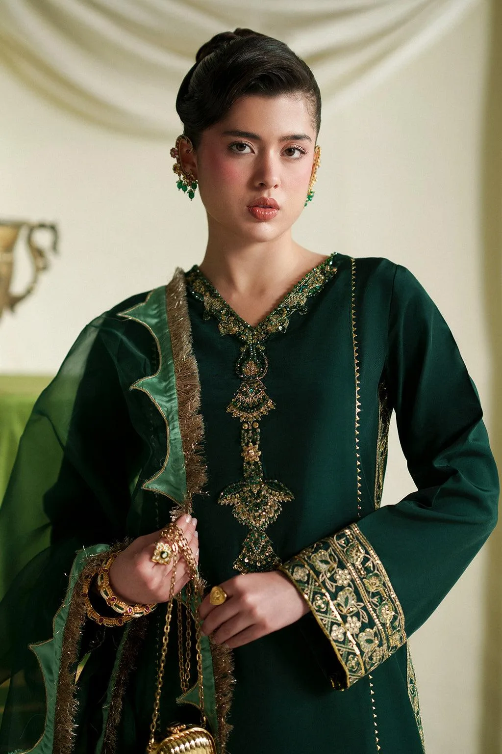 Vanya The Regal Edit Silk – view 3 – Poshaq