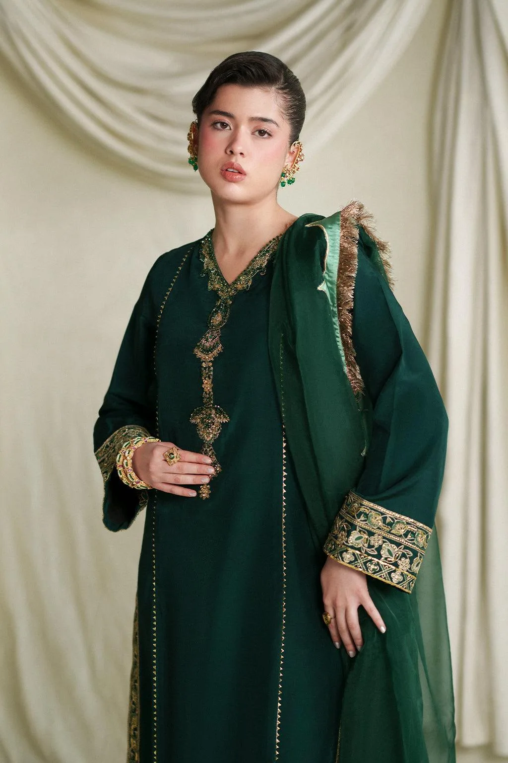 Vanya The Regal Edit Silk – view 5 – Poshaq