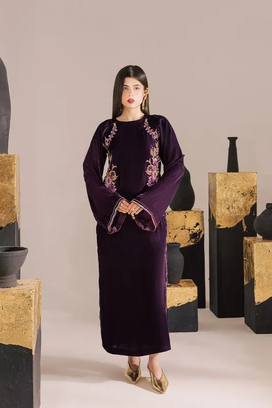 Vanya Velvet Muse Plum Velvet – view 1 – Poshaq
