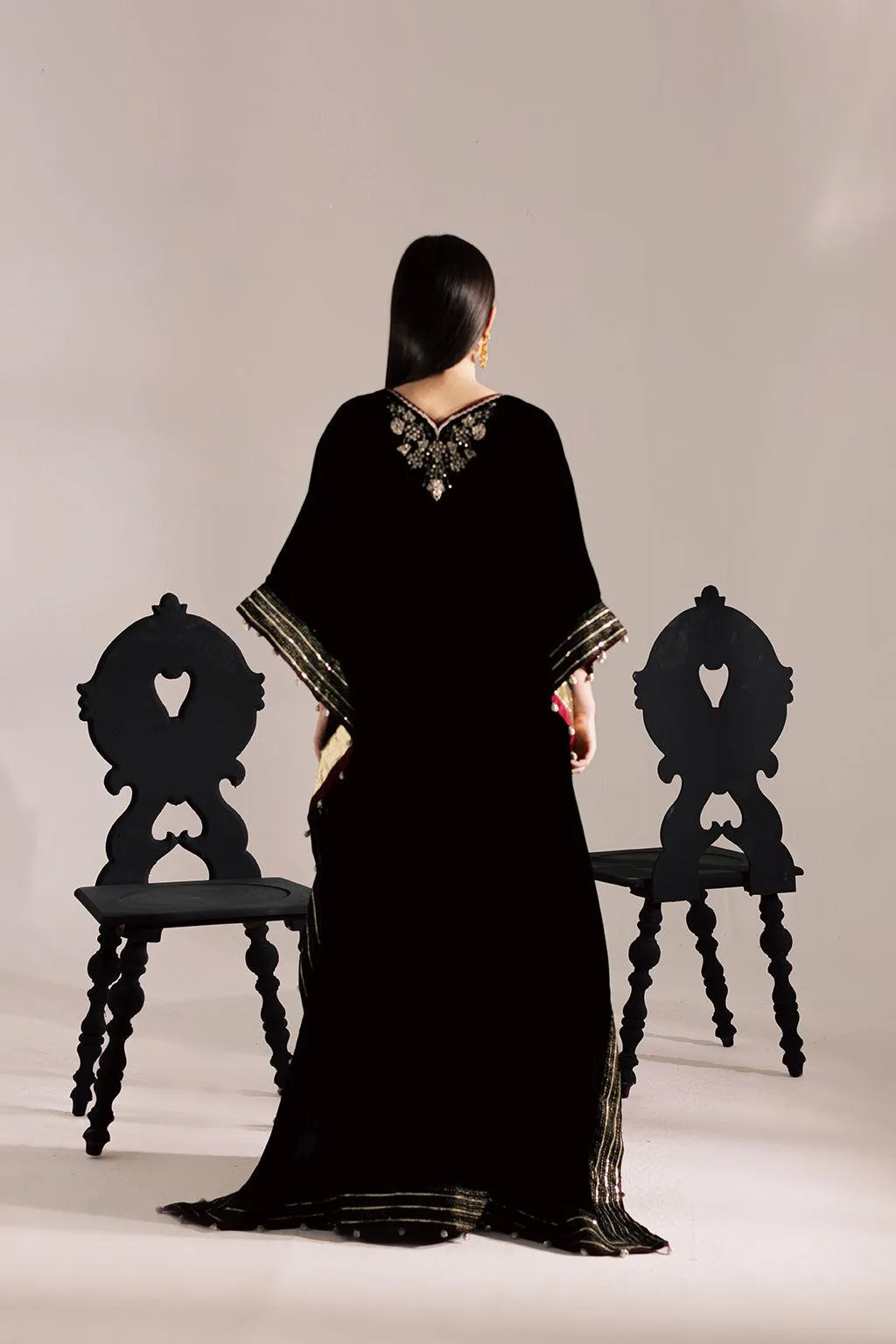 Vanya Velvet Muse Black Raw Silk – view 2 – Poshaq
