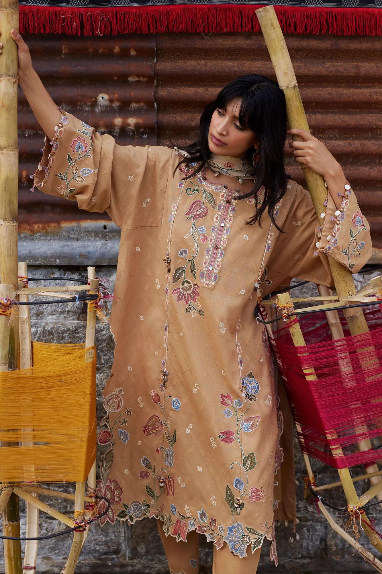 Beige Jacquard – view 3 – Poshaq