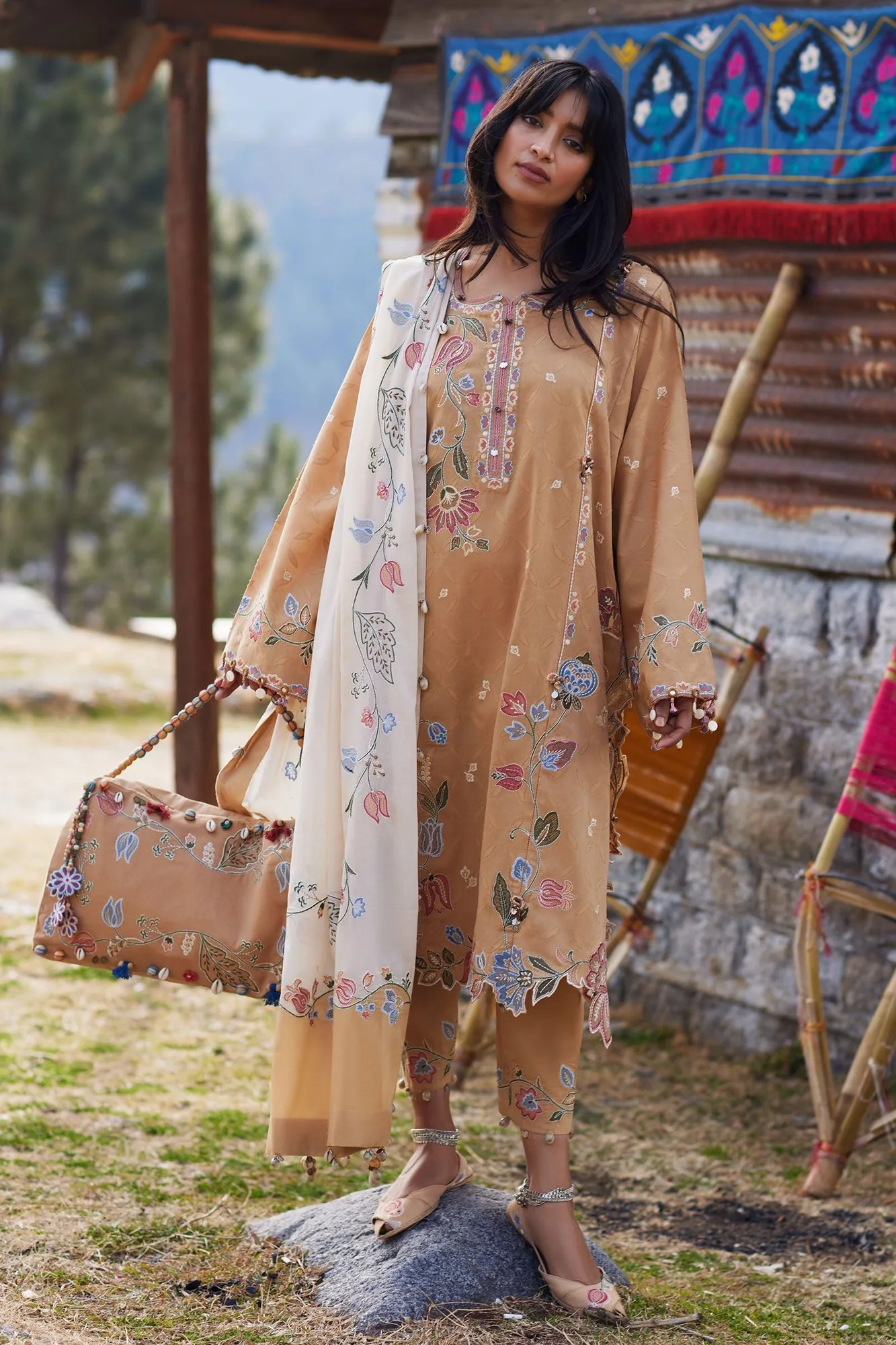 Beige Jacquard – view 4 – Poshaq