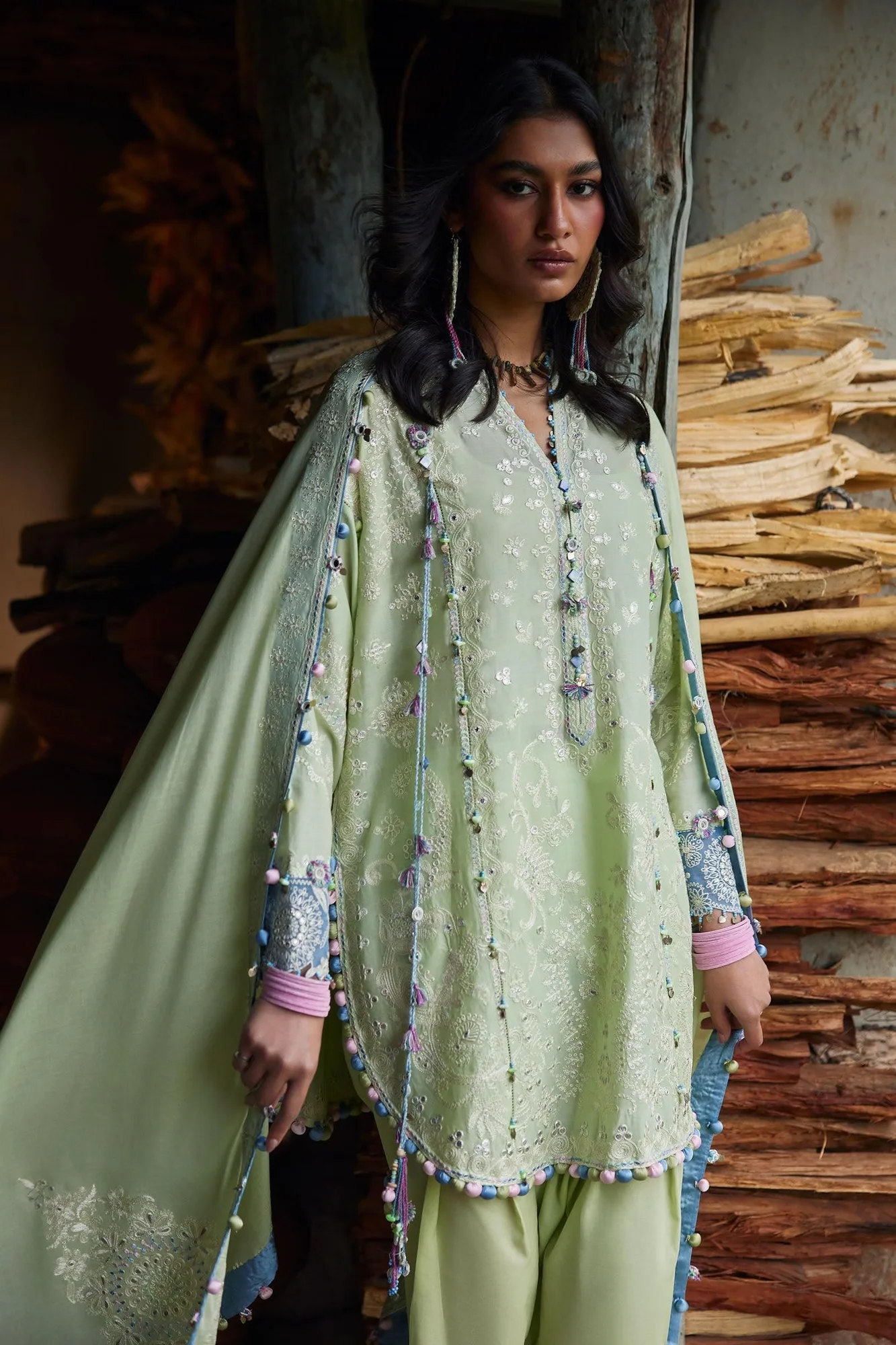 Ivory Organza – view 2 – Poshaq