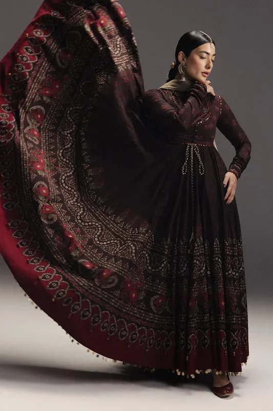 Maroon Silk – view 1 – Poshaq