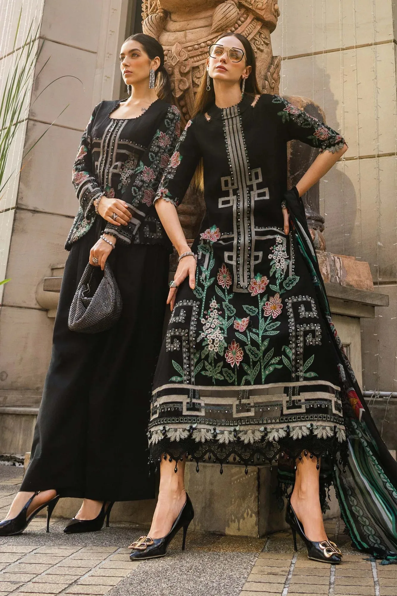 Black Jacquard – view 1 – Poshaq