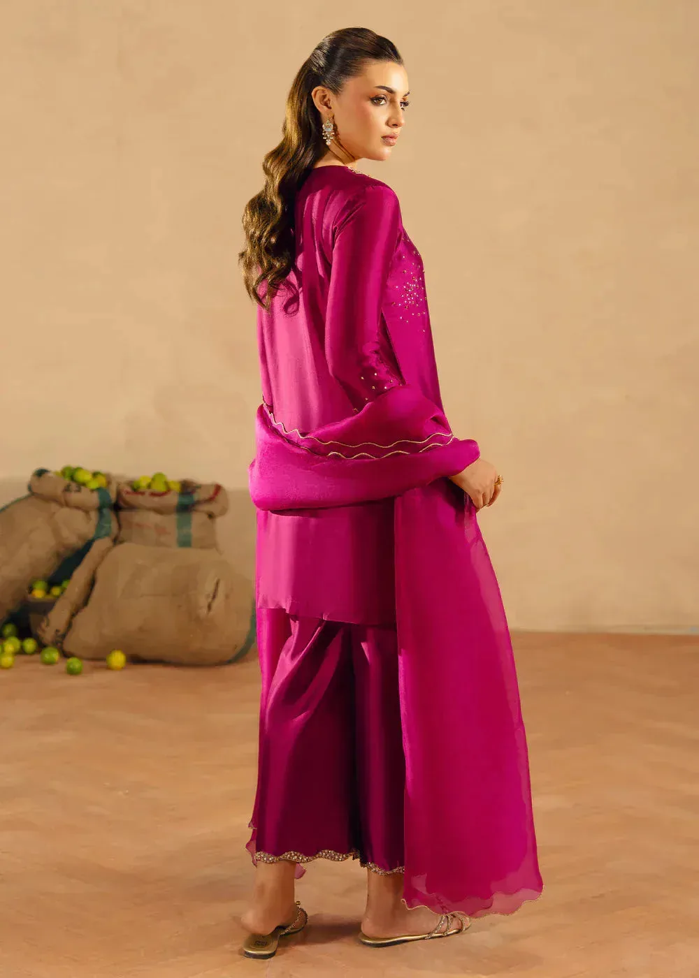 Silk – view 2 – Poshaq