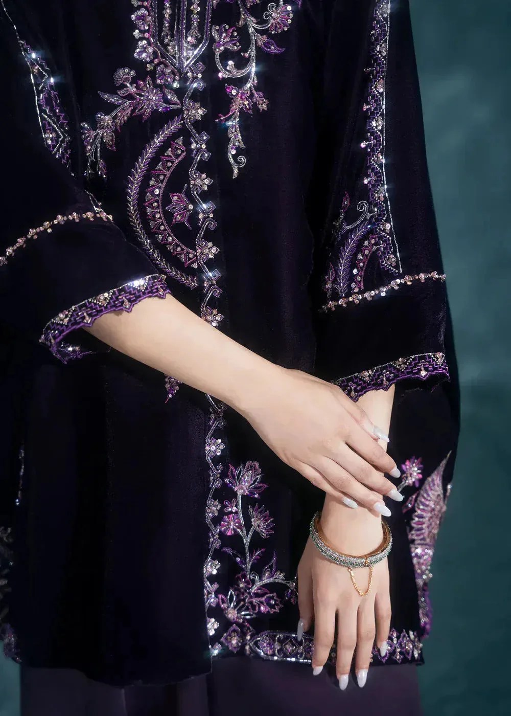 Purple Velvet – view 3 – Poshaq