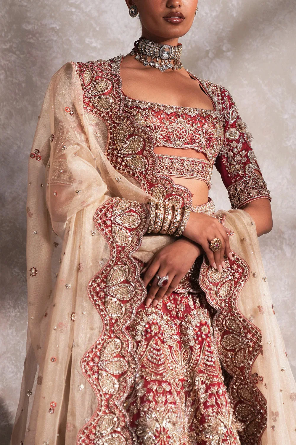 Gold Organza – view 3 – Poshaq