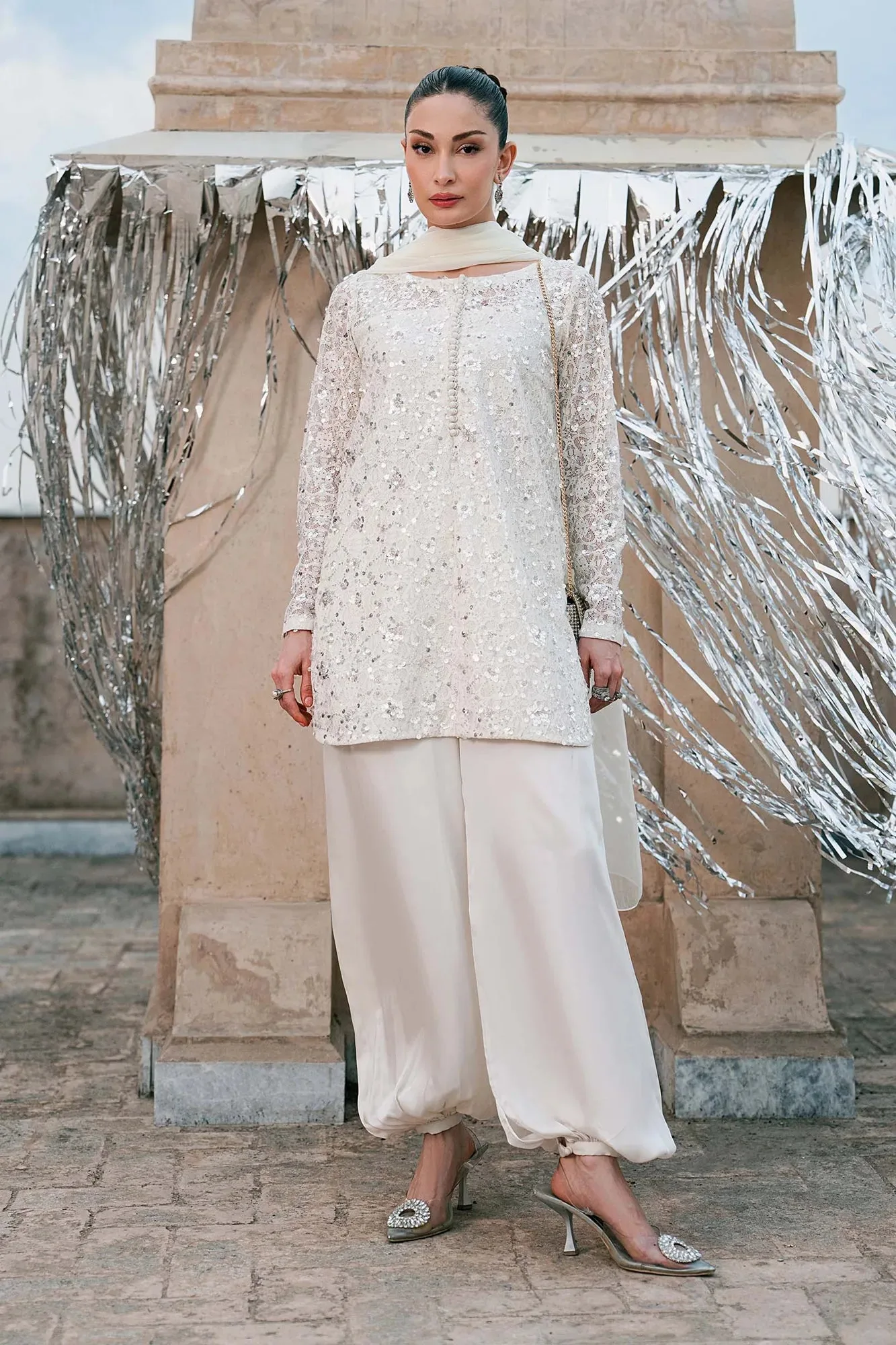 White Raw Silk – view 2 – Poshaq