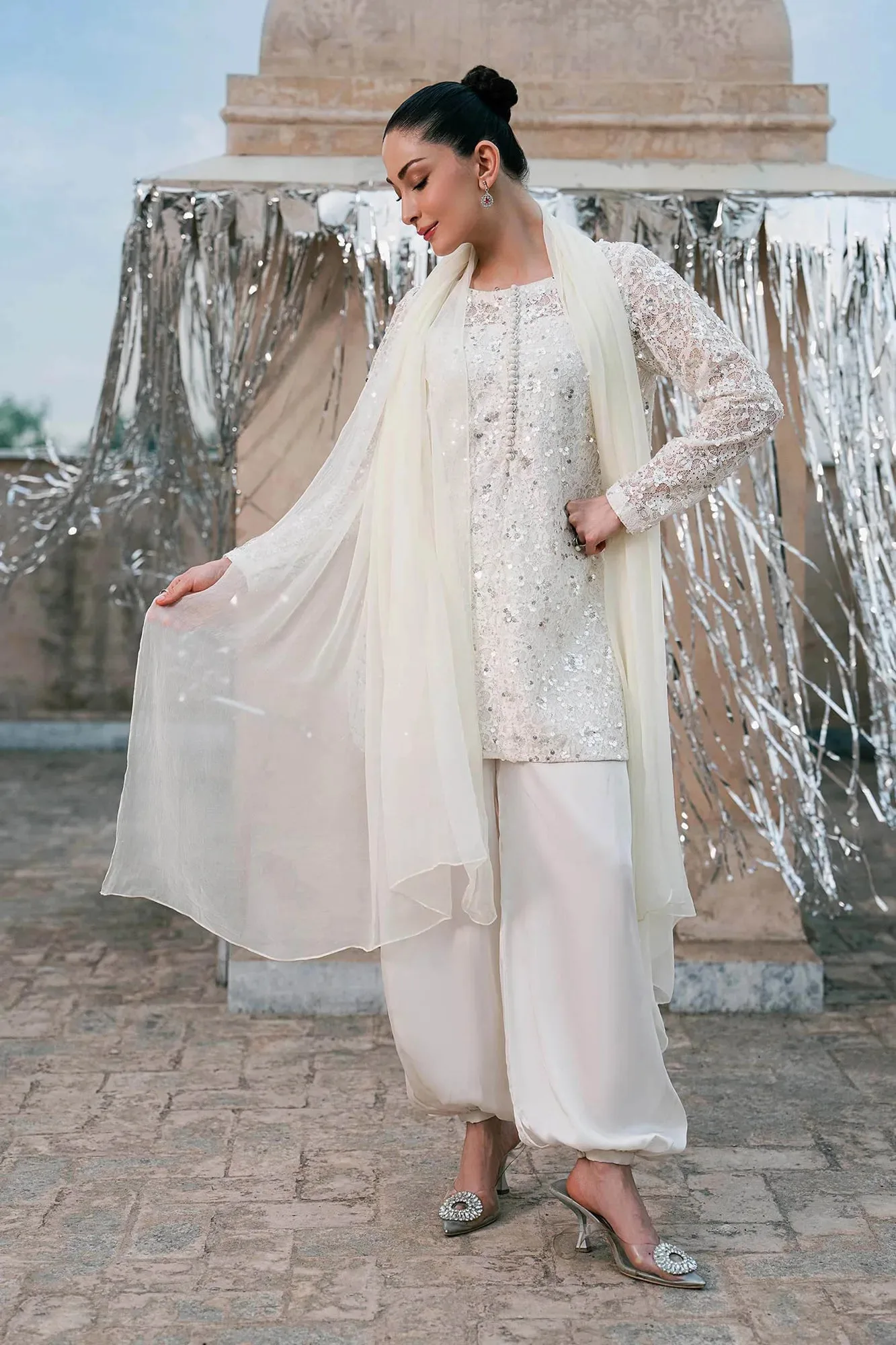 White Raw Silk – view 5 – Poshaq