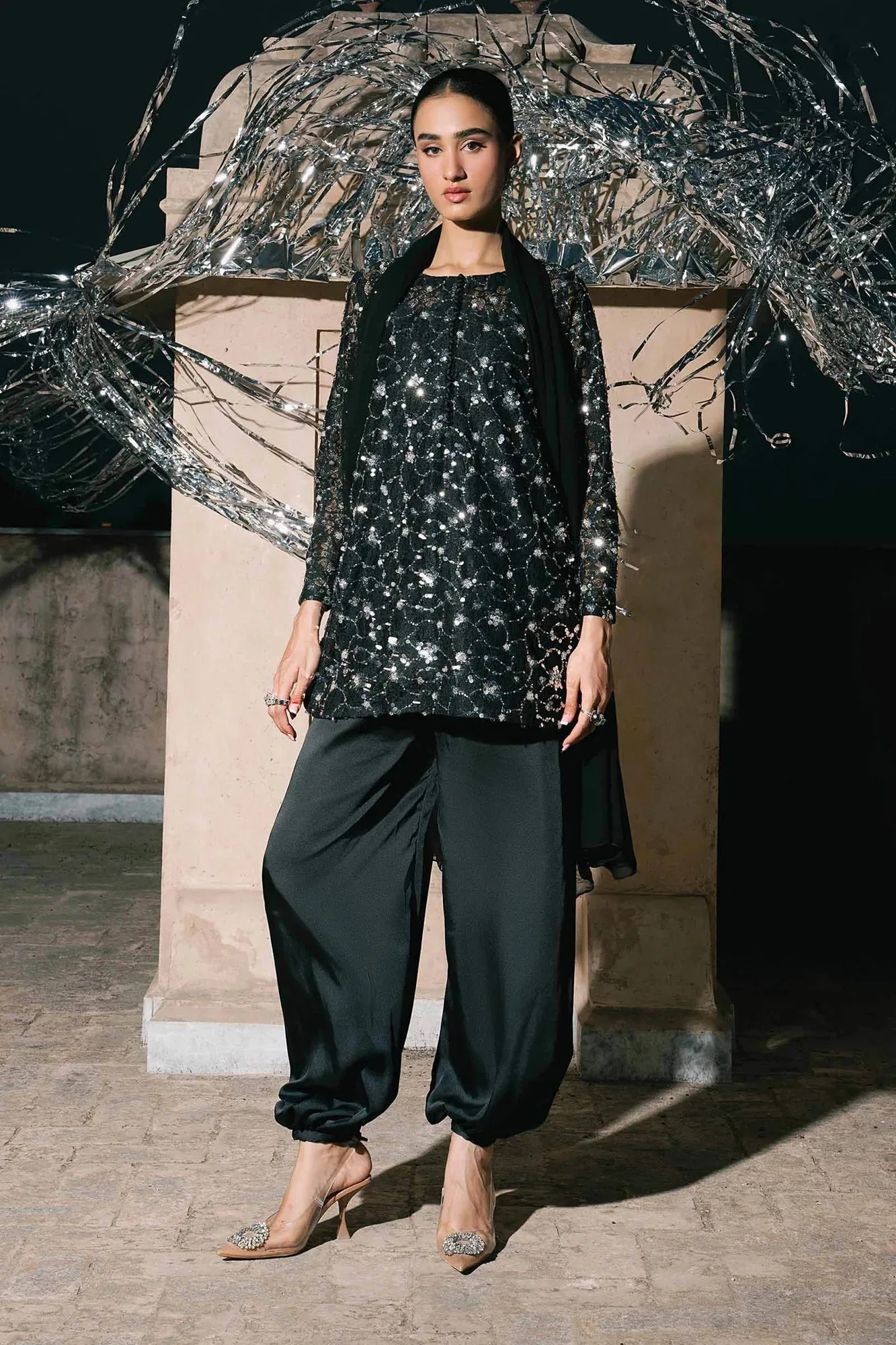 Black Raw Silk – view 2 – Poshaq
