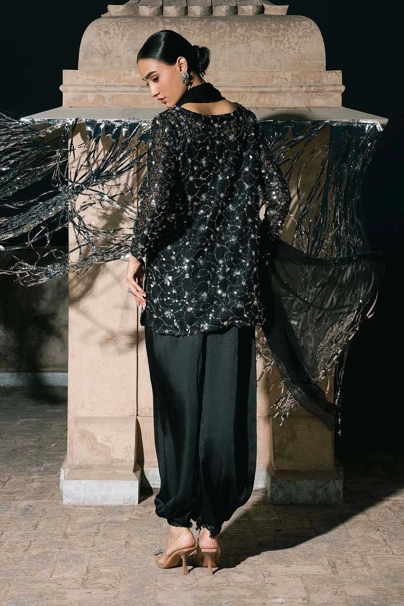 Black Raw Silk – view 7 – Poshaq