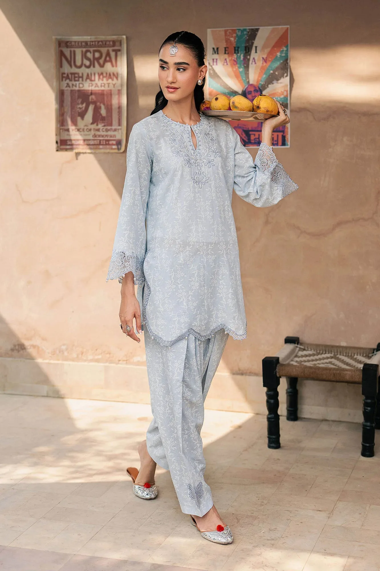 Blue Lawn – view 9 – Poshaq