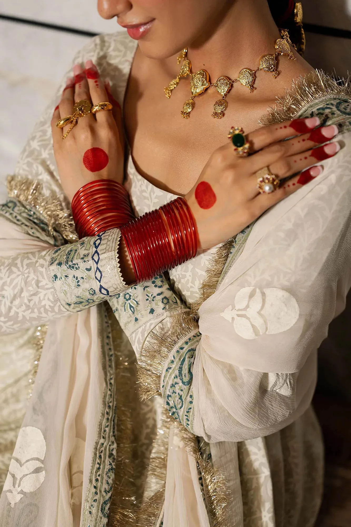 White Chiffon – view 5 – Poshaq