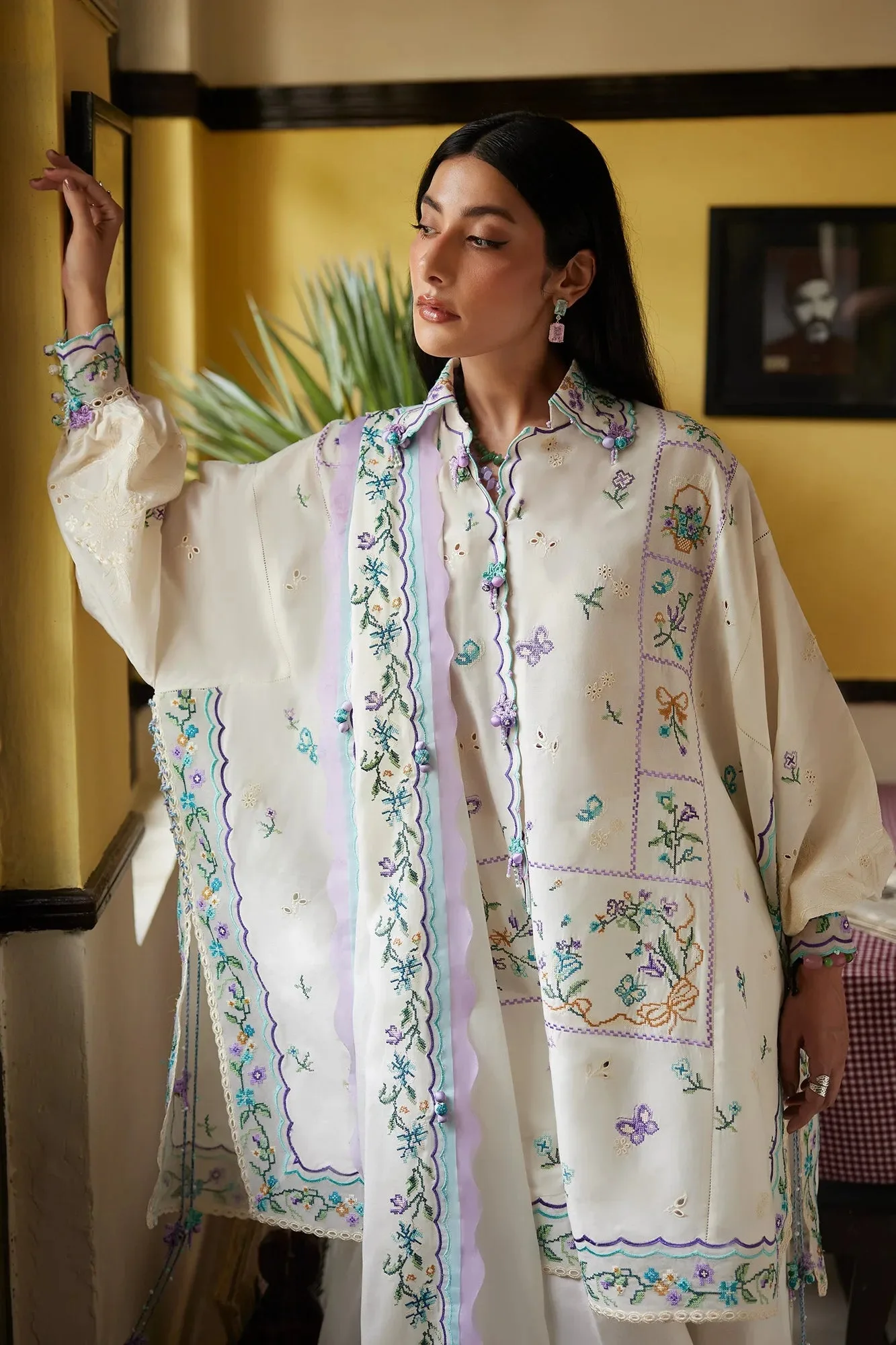 Lilac Organza – view 3 – Poshaq