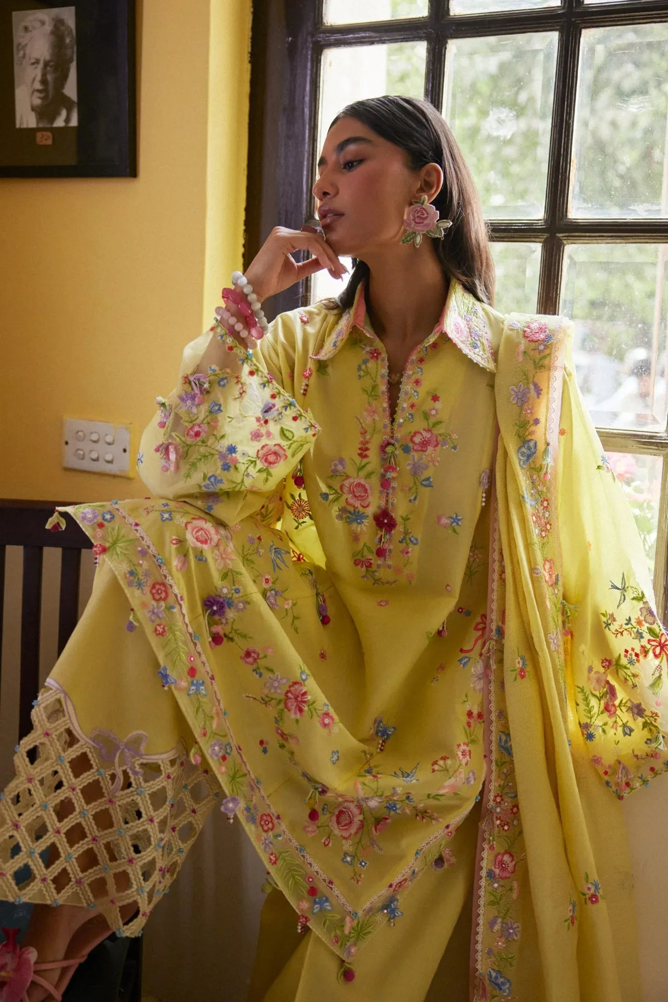 Yellow Organza – view 3 – Poshaq