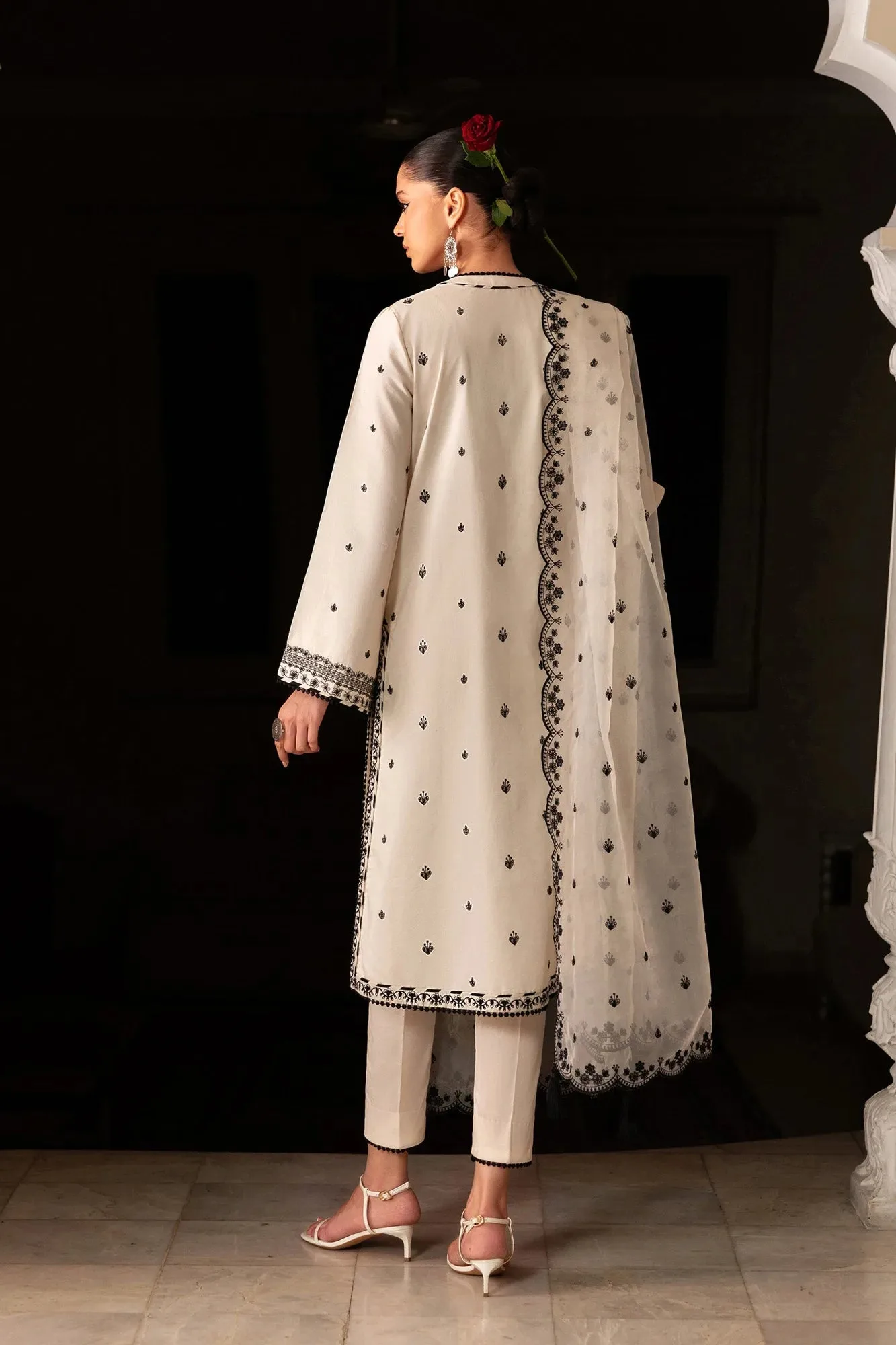 Organza – view 3 – Poshaq